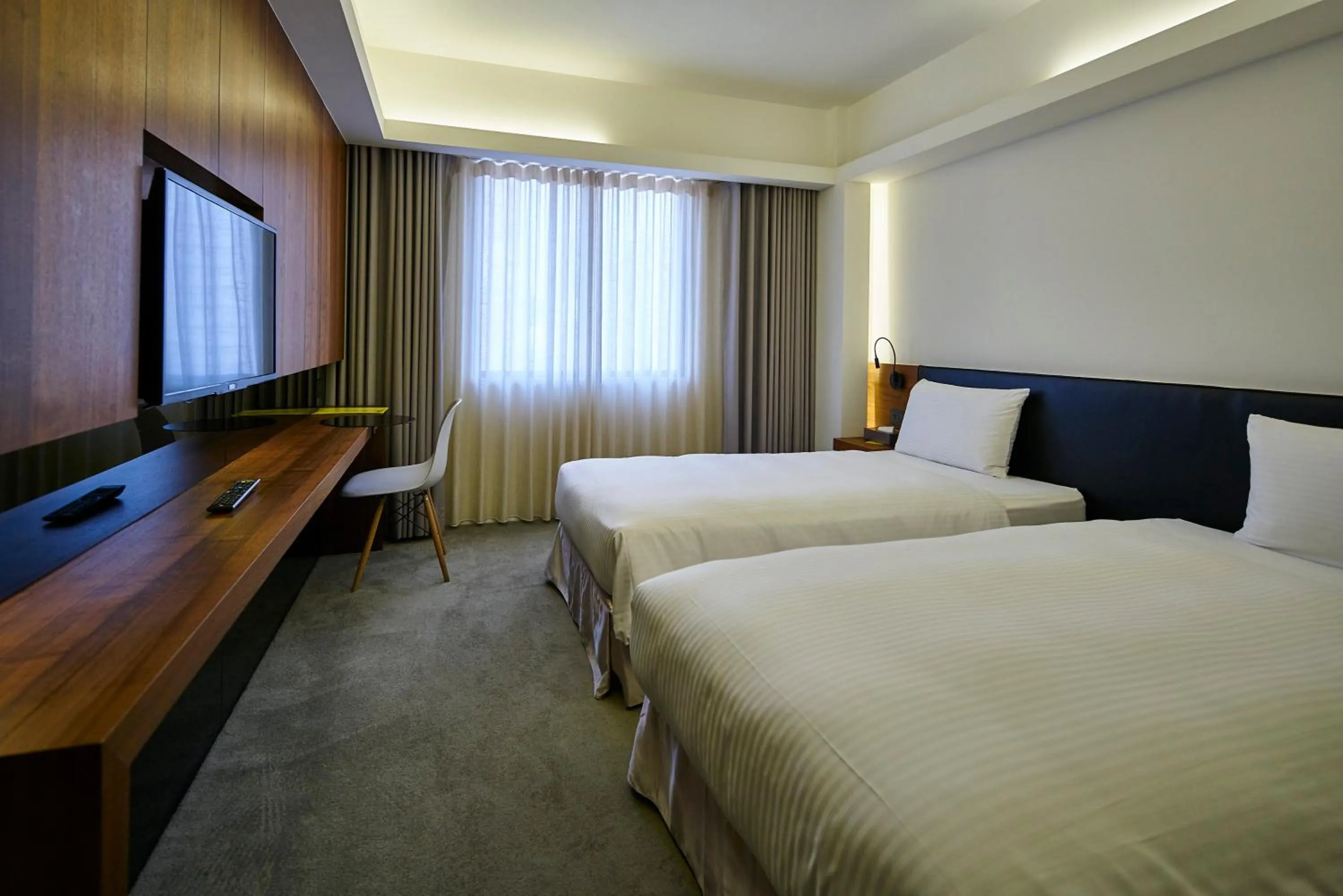 Day, TV/Entertainment Center in Hotel Wo