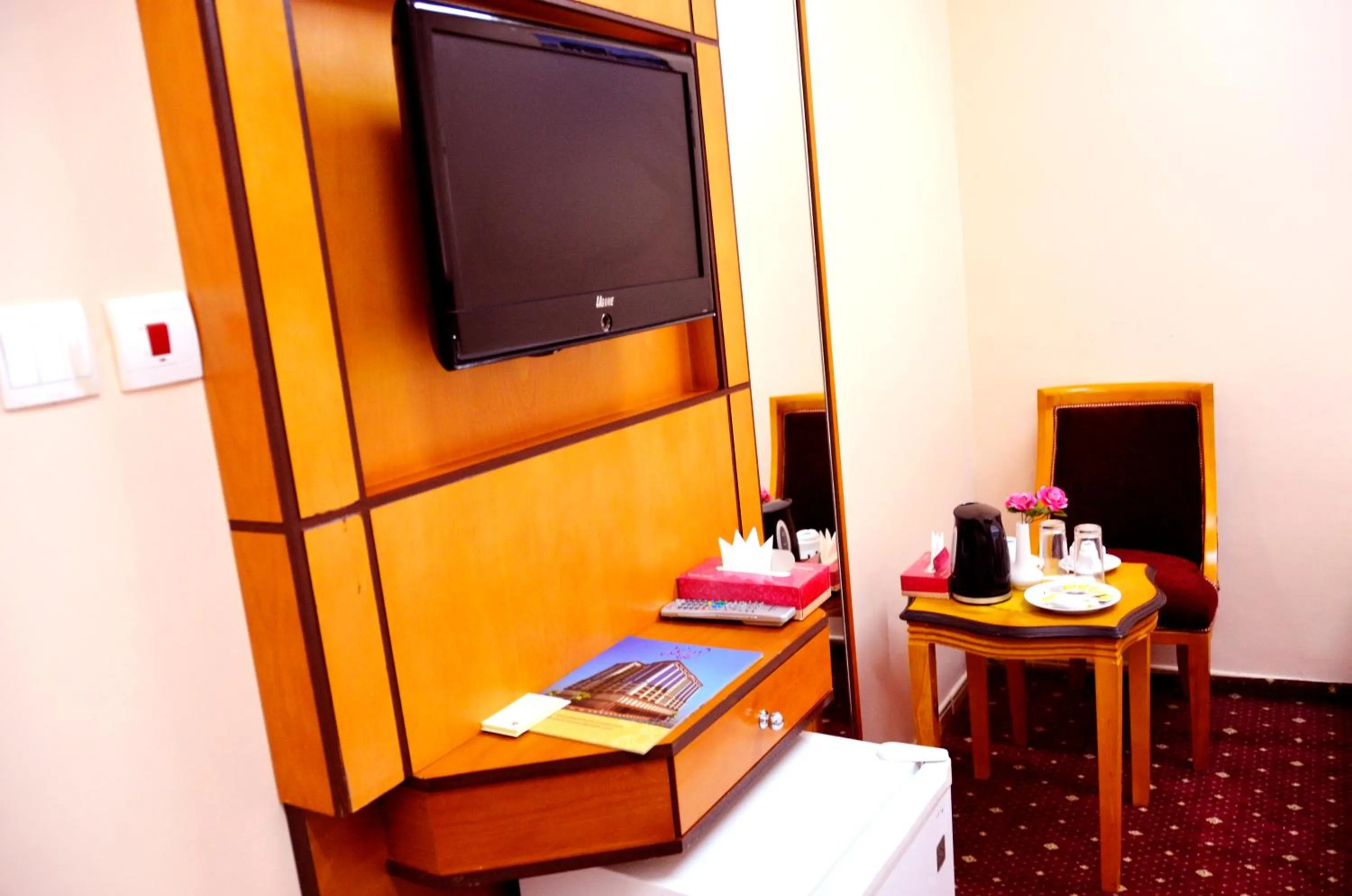 TV and multimedia in Nada Al Deafah Hotel