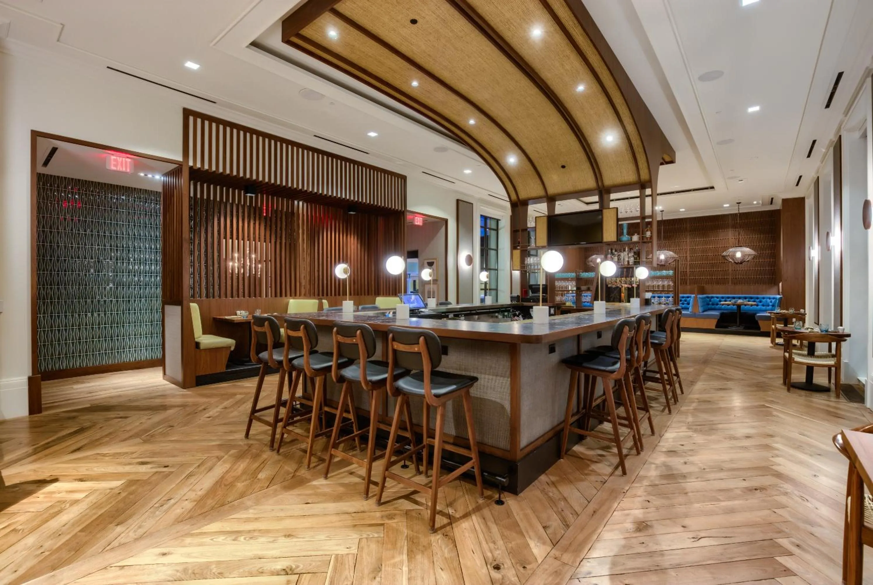 Restaurant/places to eat in The H Hotel