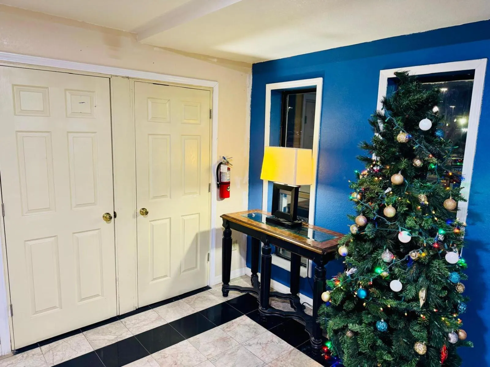 Property building in Express inn Junction city