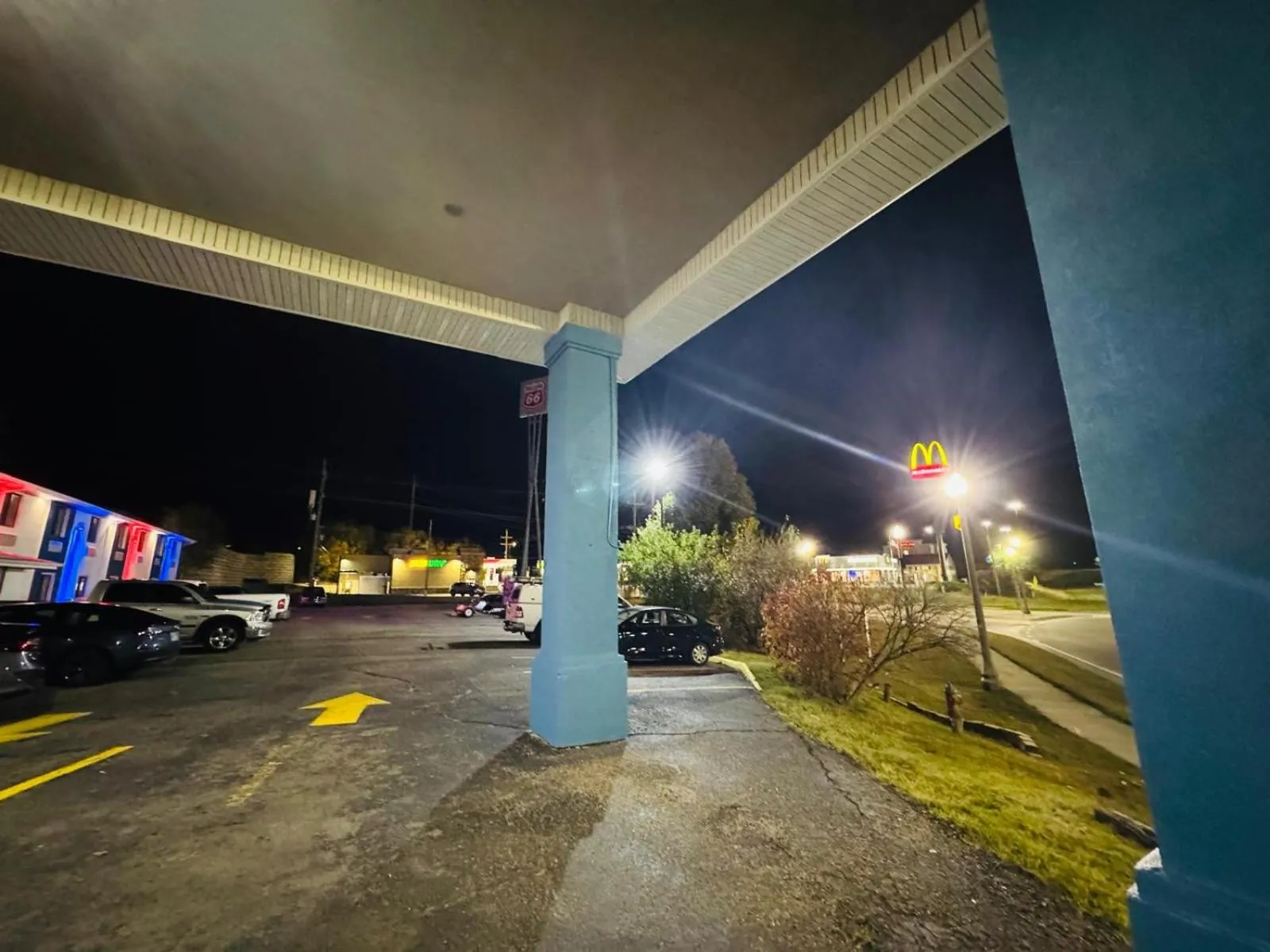 Parking in Express inn Junction city