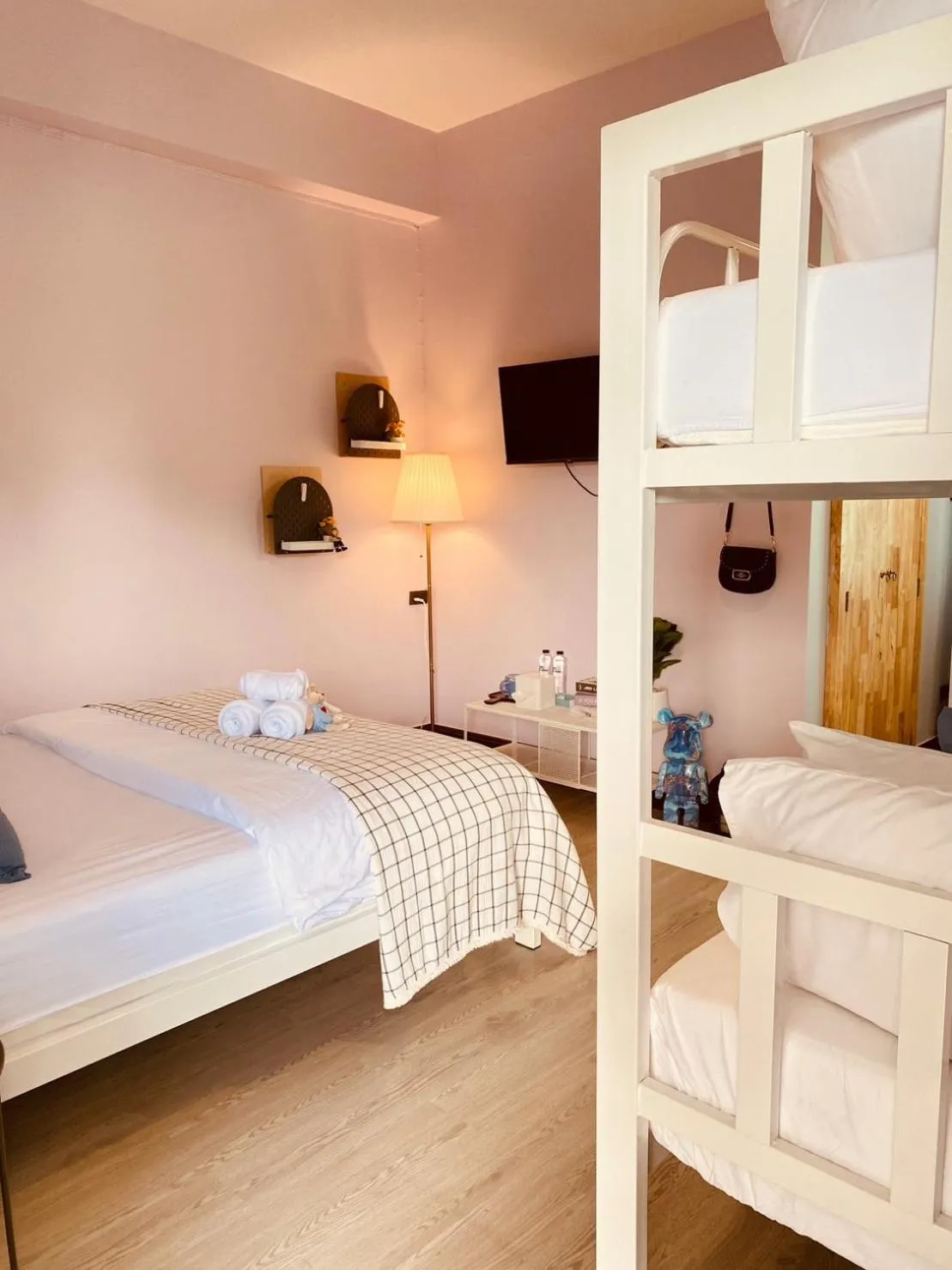 Bed in Triple J hotel Trang