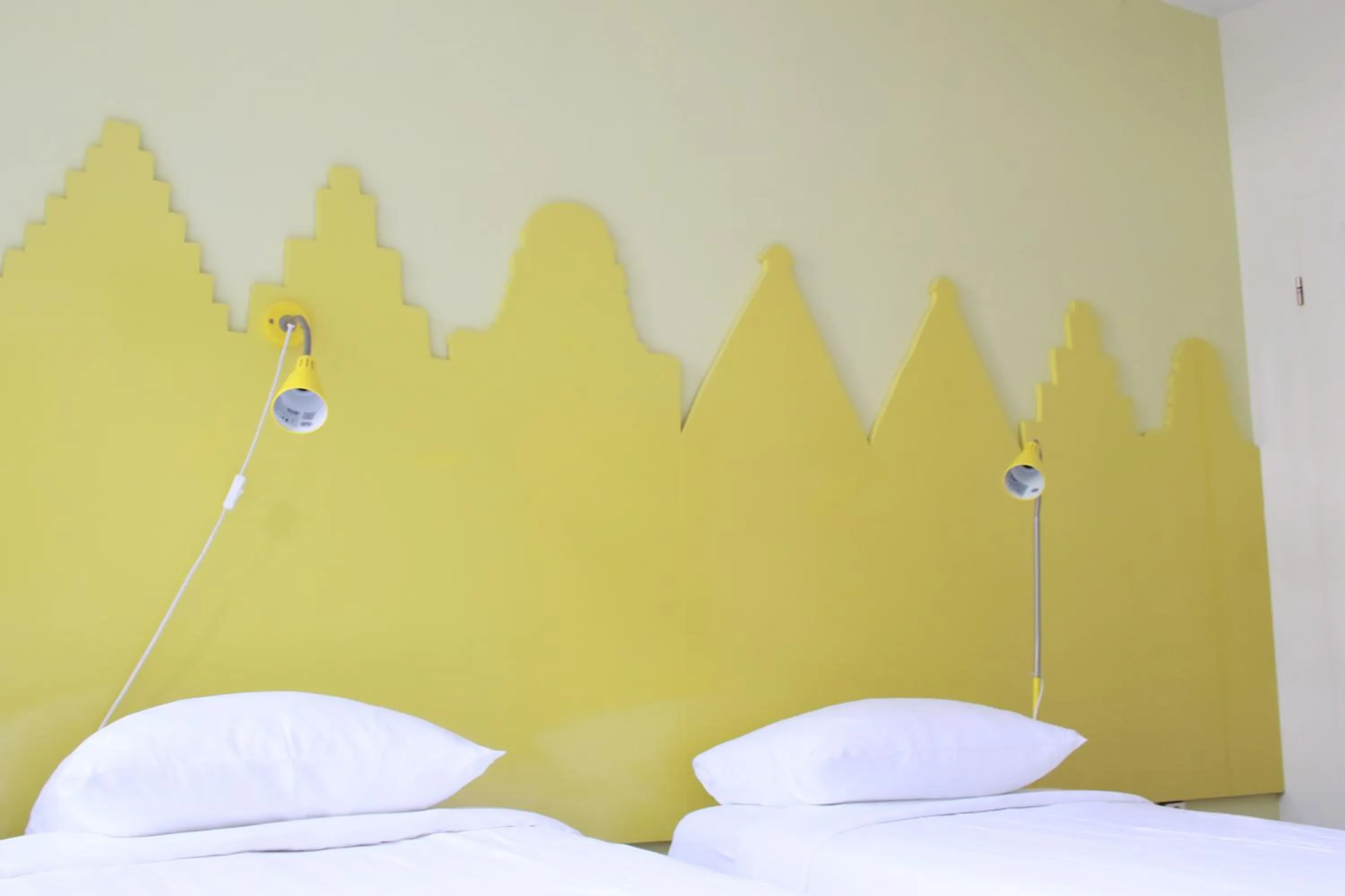 Decorative detail, Bed in Bicycle Hotel Amsterdam