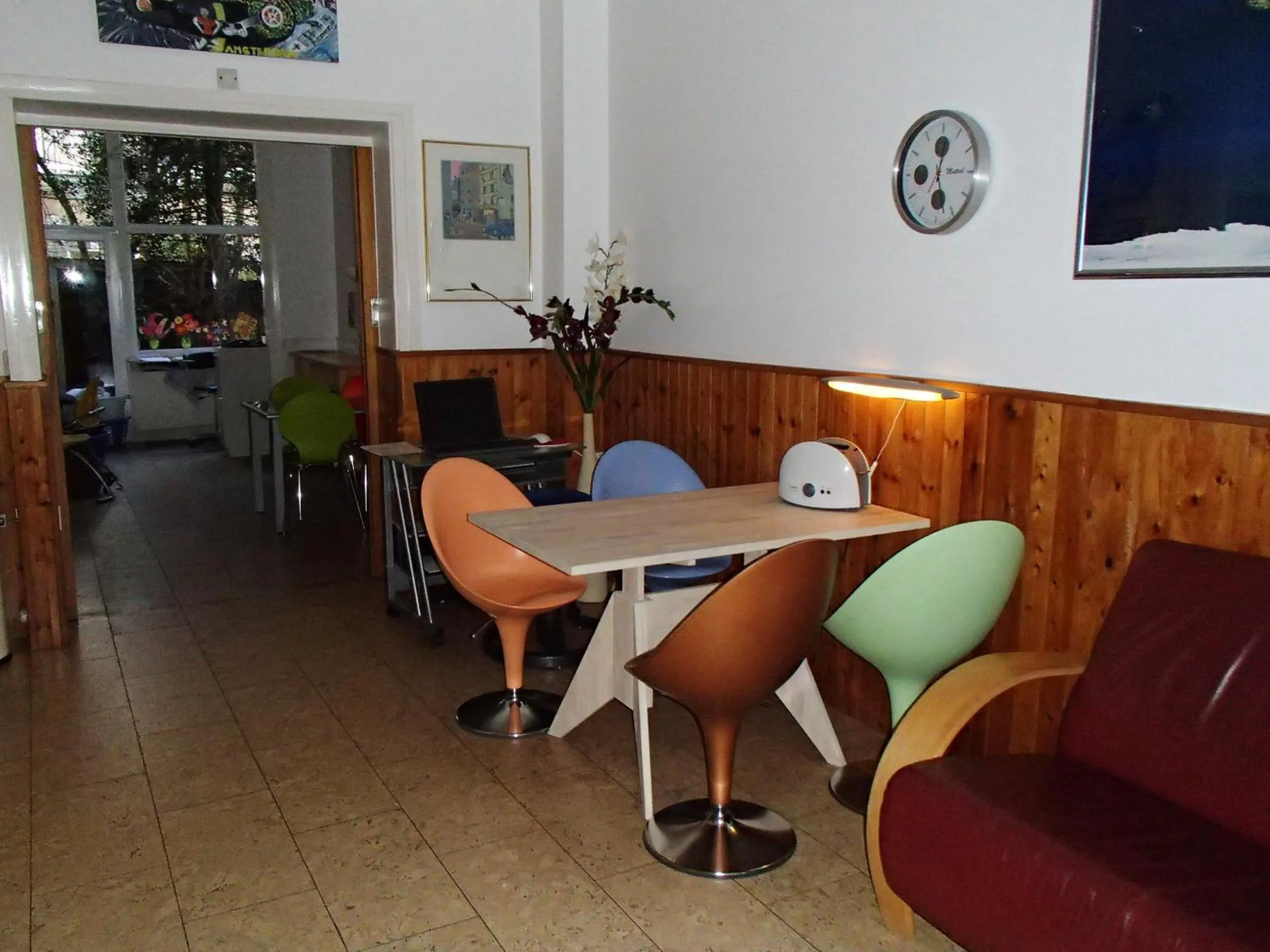 Restaurant/places to eat in Bicycle Hotel Amsterdam