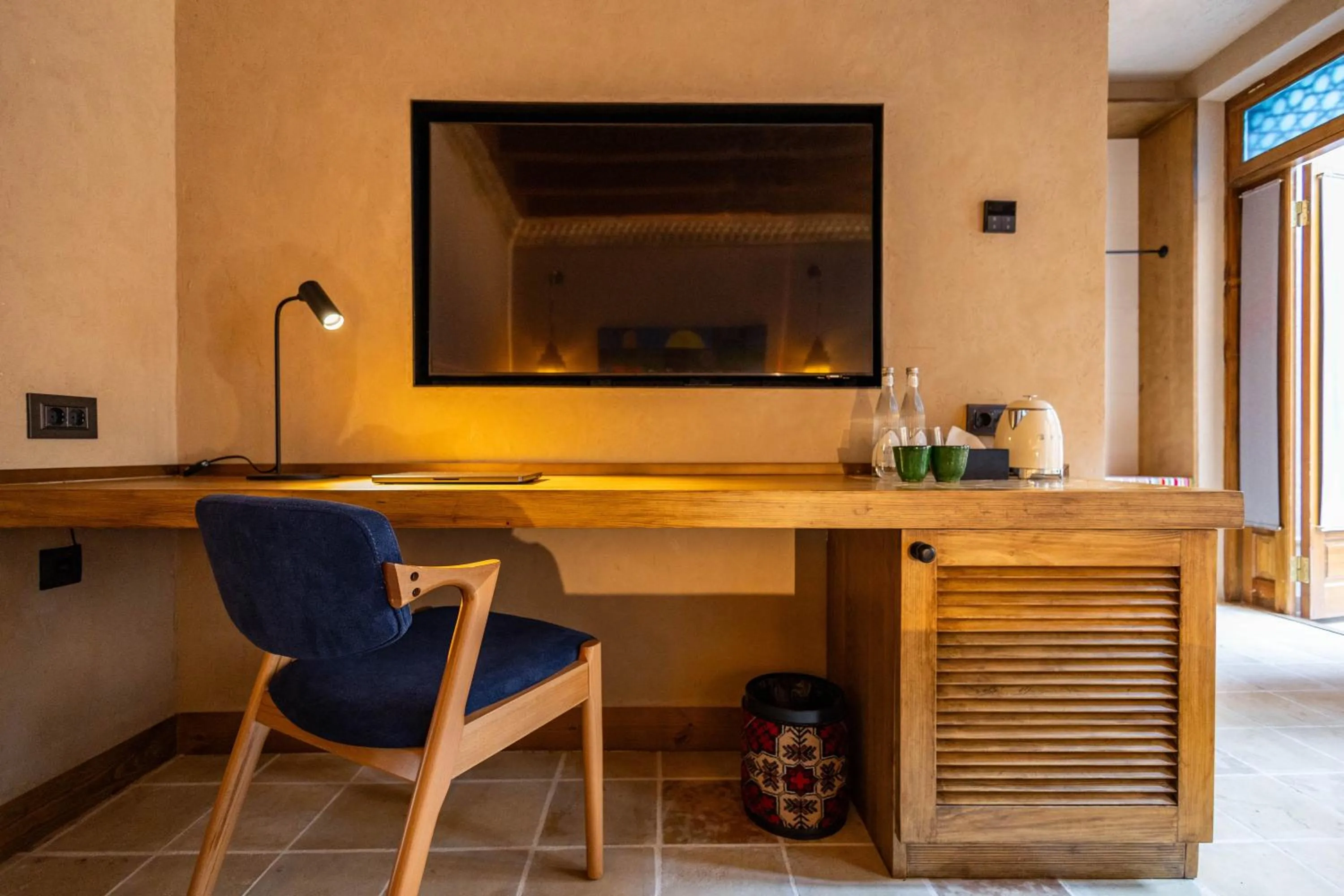 TV and multimedia in Kukaldosh Boutique Hotel