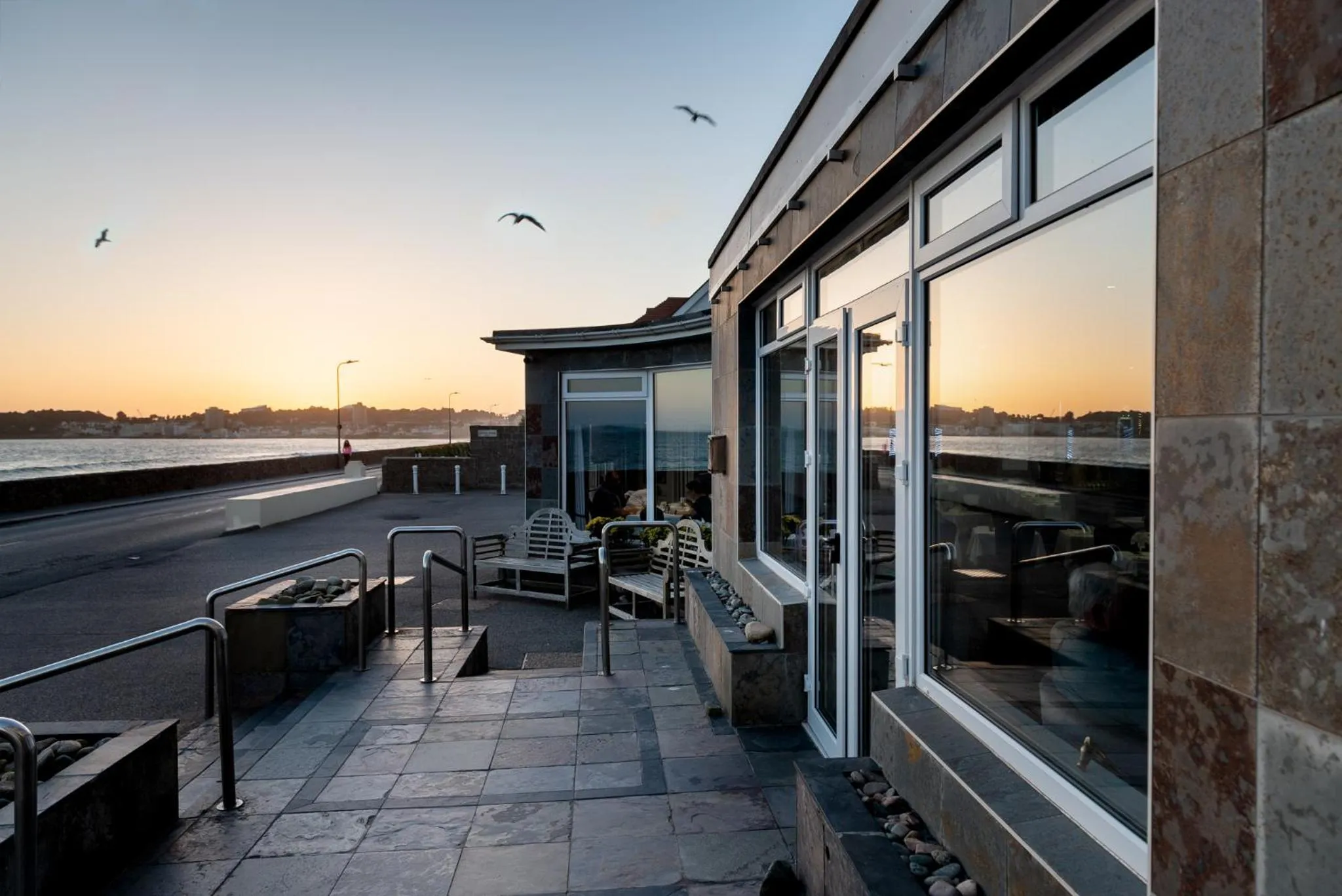 Facade/entrance in Hotel Ambassadeur