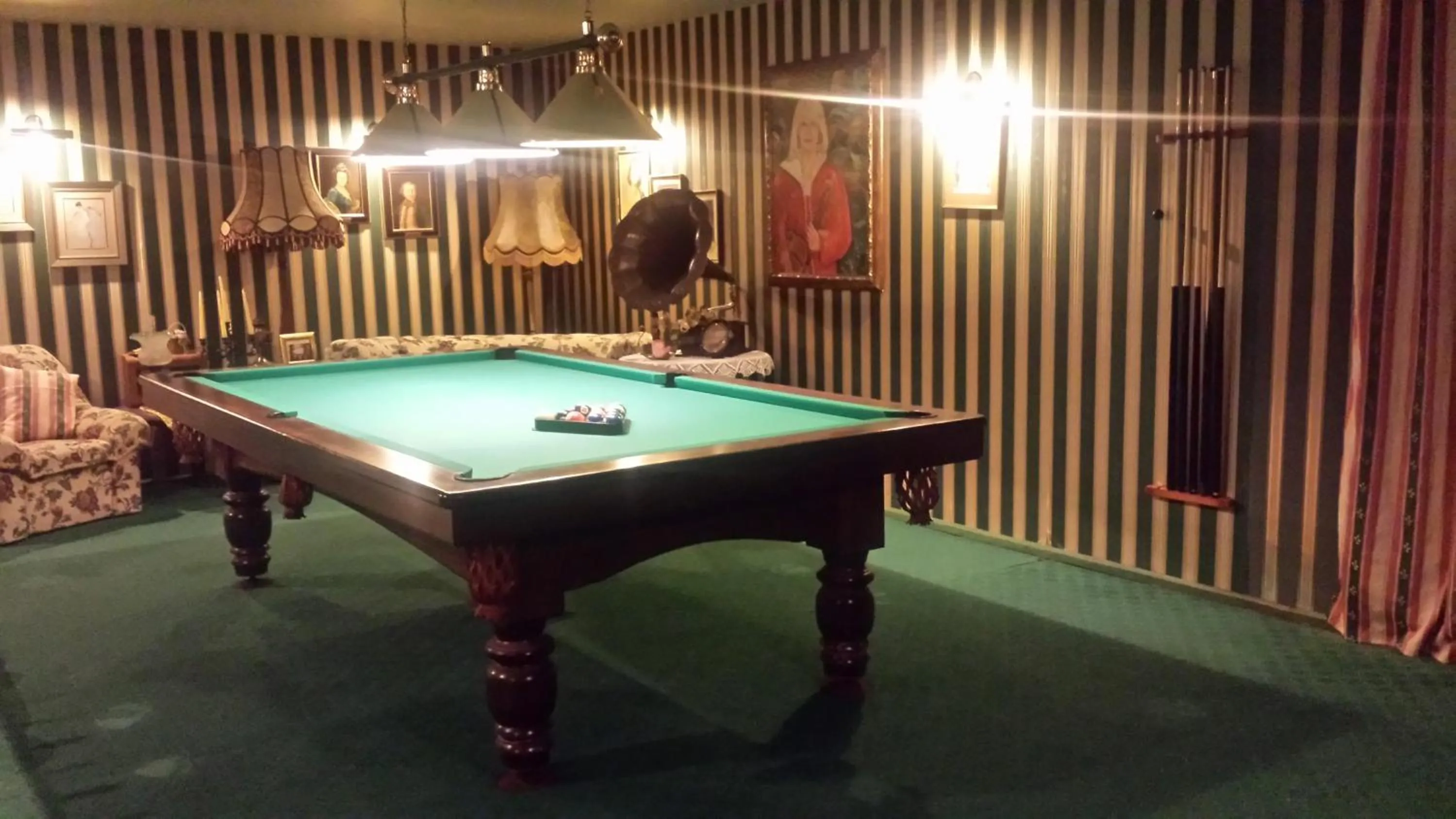 Billiard in To Tu