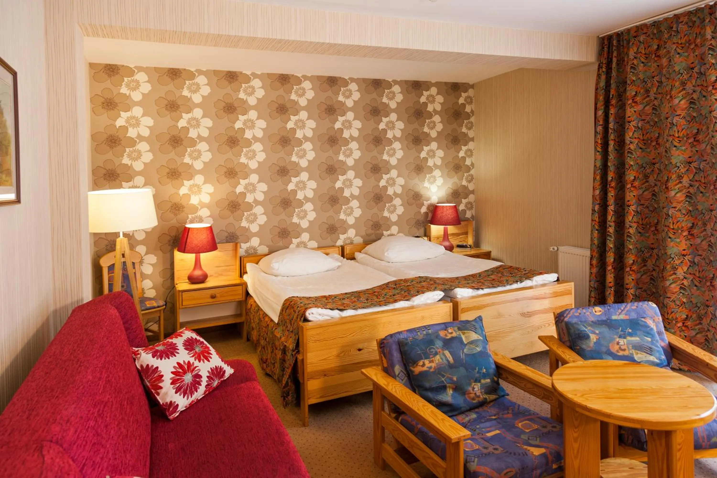 Other, Bed in To Tu