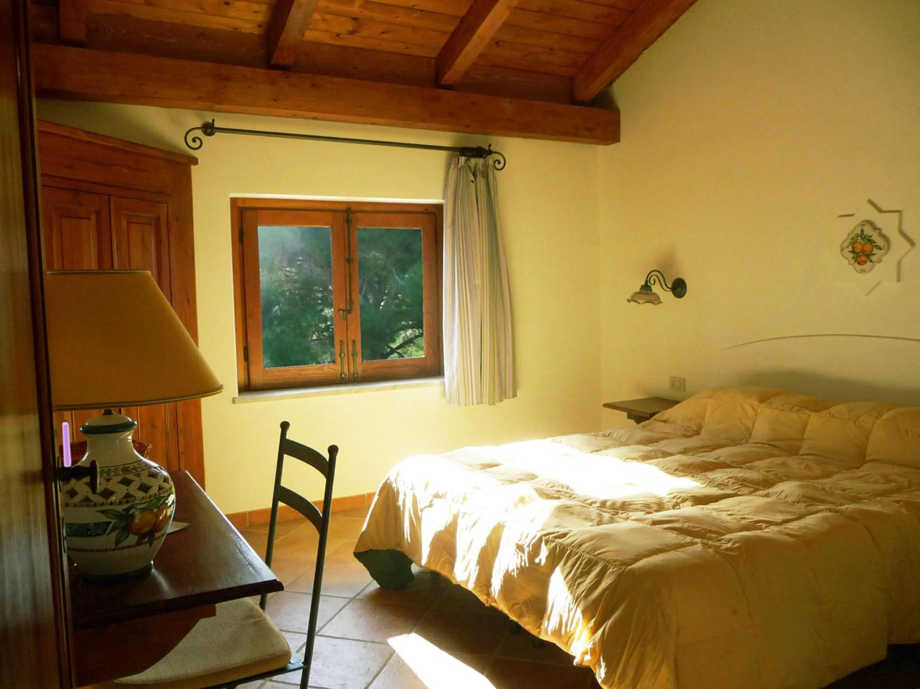 Bedroom, Bed in Villa Paladino Solunto
