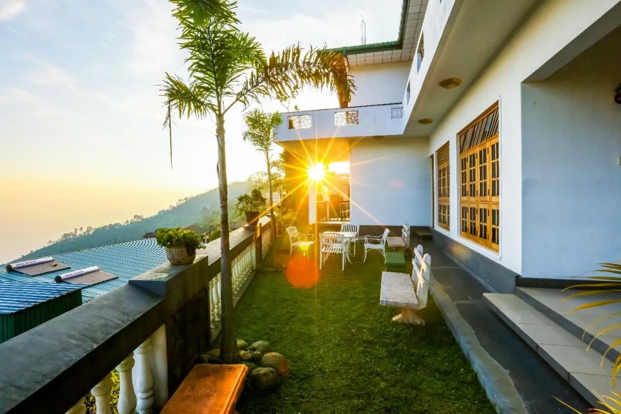 Srilak View Holiday Inn