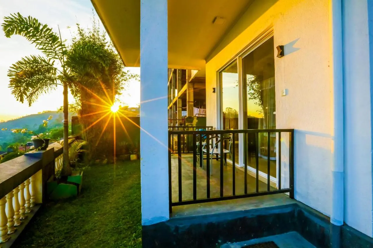 Srilak View Holiday Inn