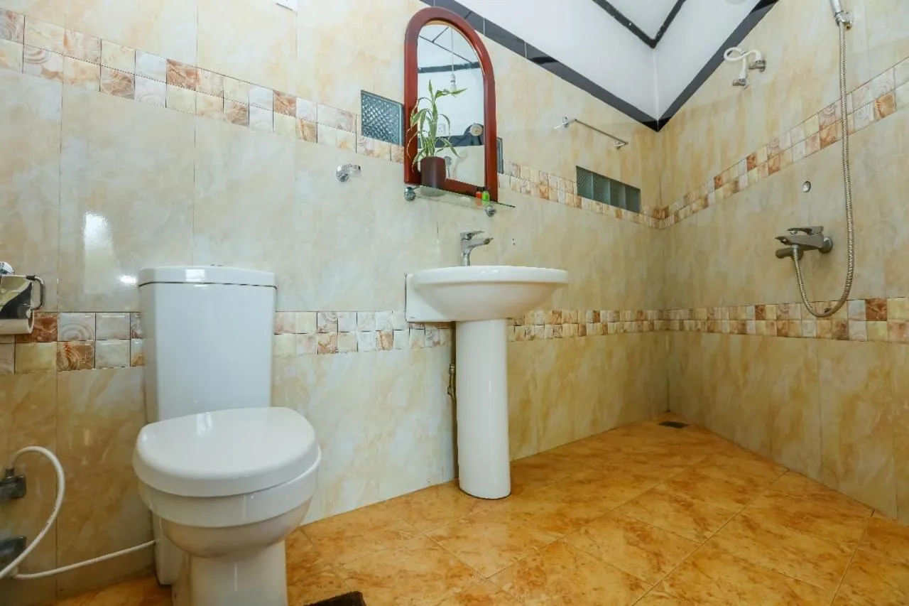 Srilak View Holiday Inn