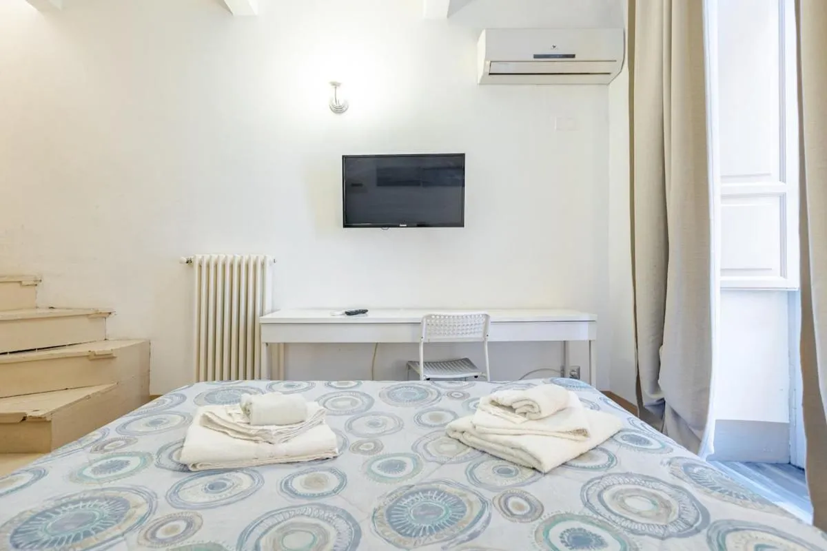 Bed in Elephant's Smile B&B