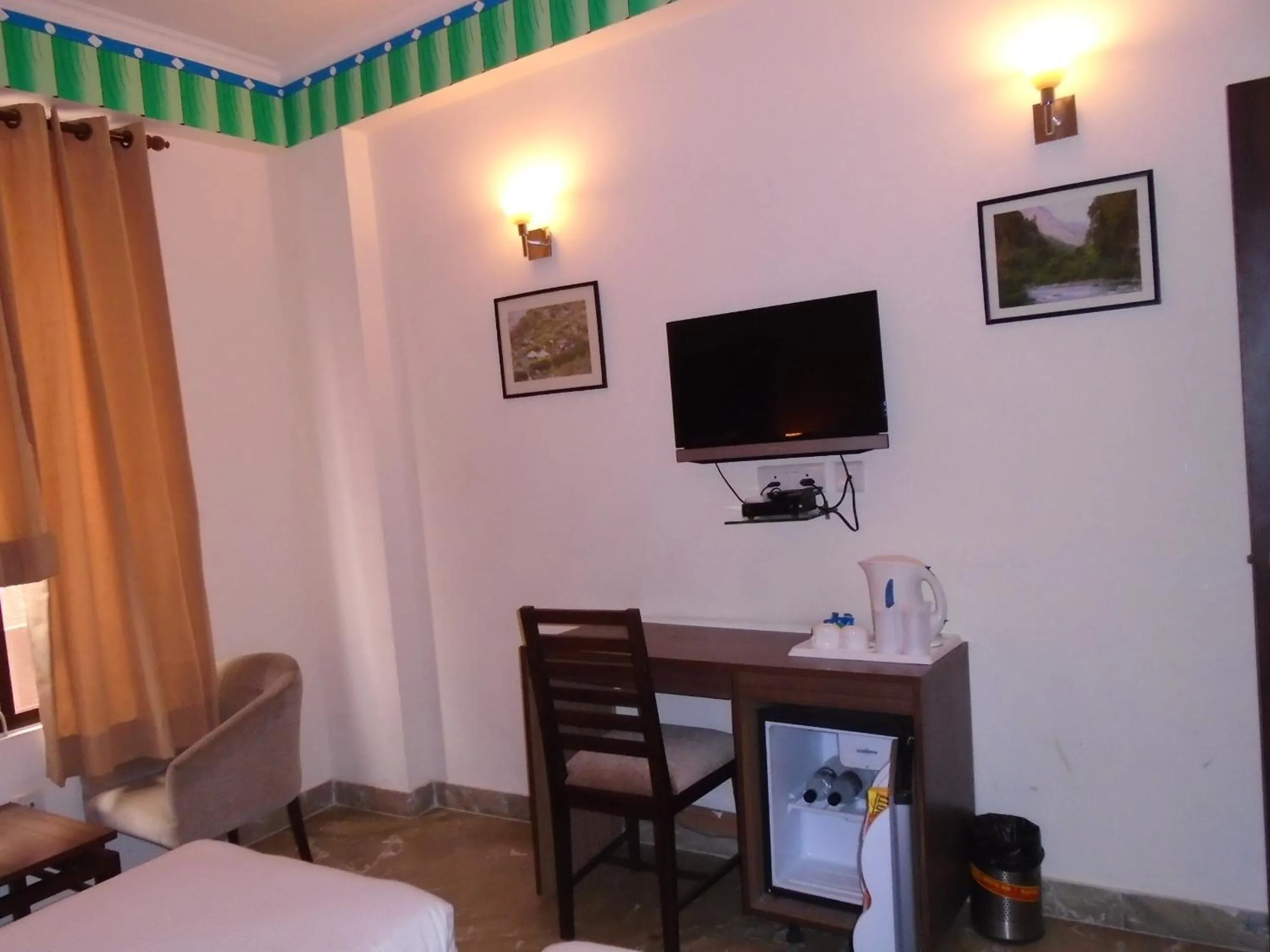 Food close-up, Bed in Hotel Inn Tawang