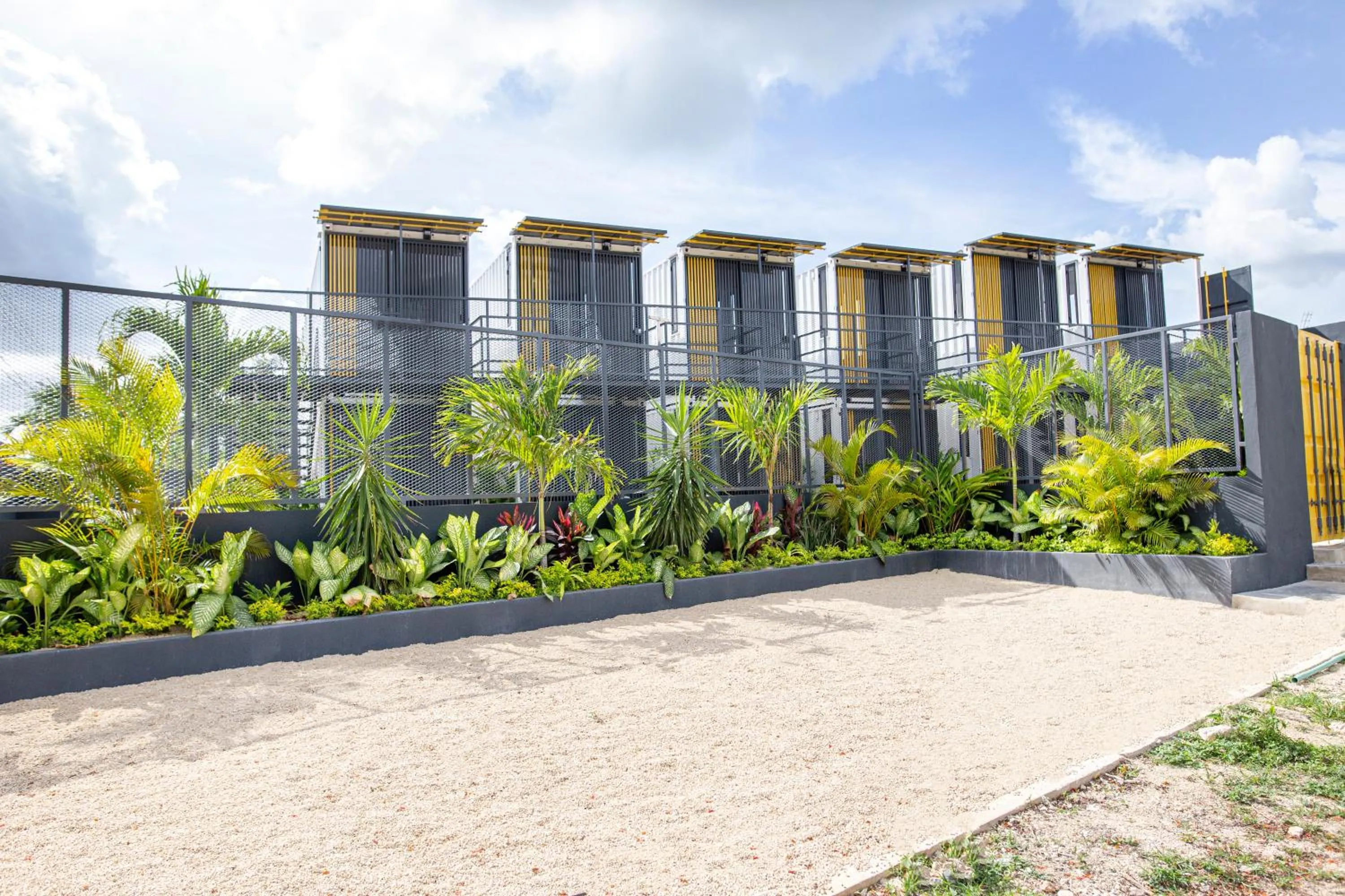 Facade/entrance in Containers Bacalar
