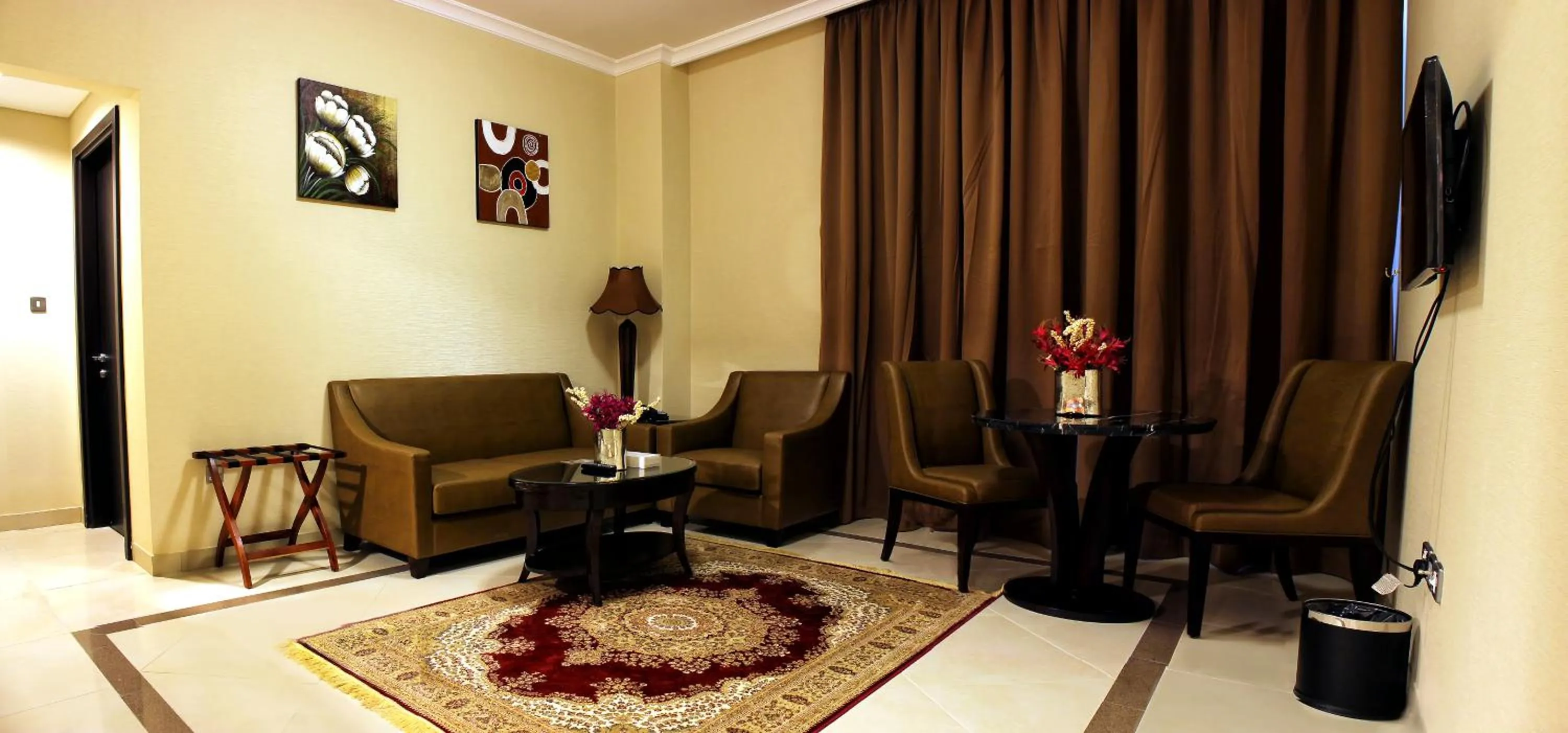 Living room in Paragon Hotel Apartments