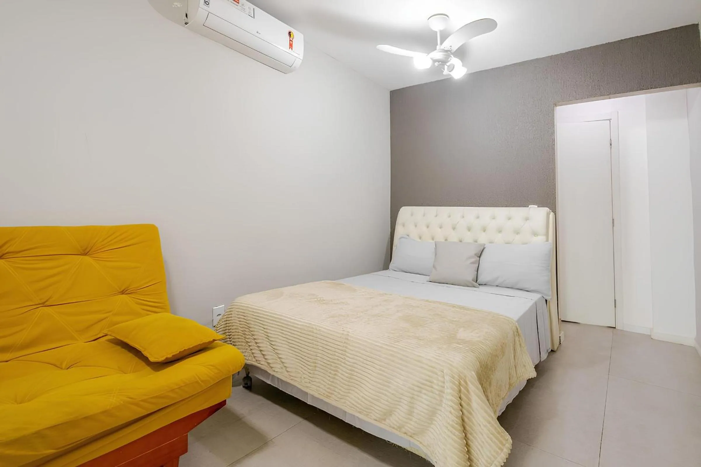 Apê-Loft em Frente à Praia, Recreio - RJ