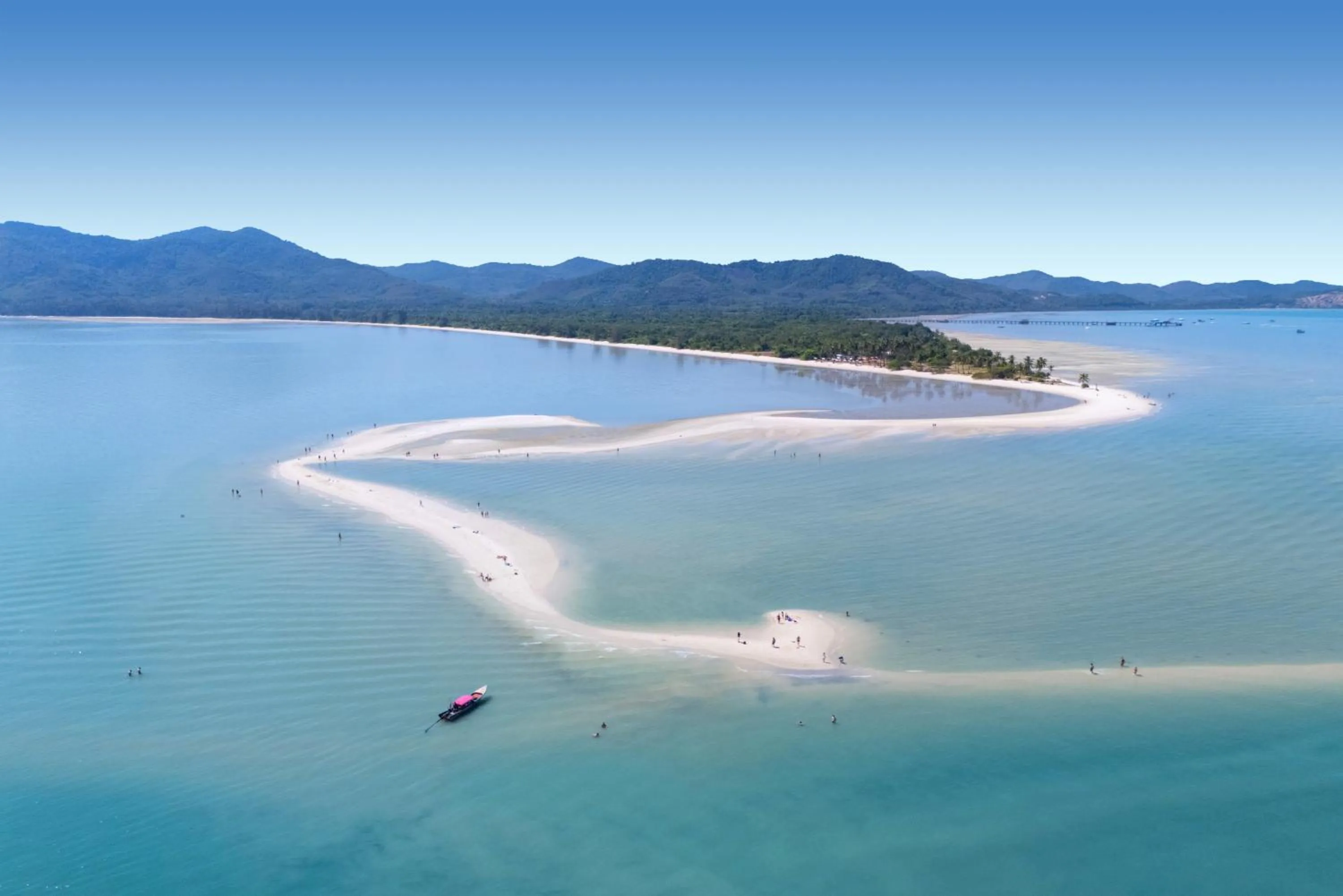 Beach in Blue Bay Resort - Access to Pool and Beach-Phuket & Krabi