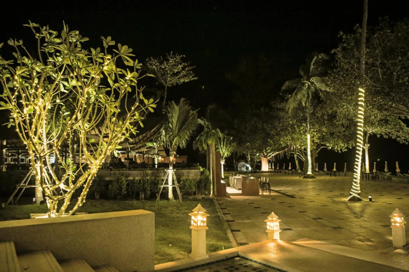 Night in Blue Bay Resort - Access to Pool and Beach-Phuket & Krabi