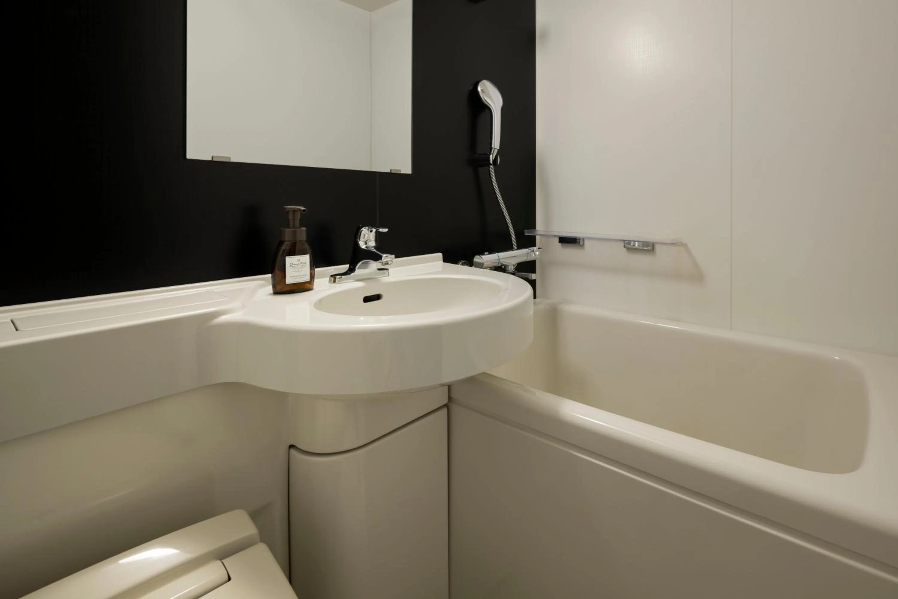 Bathroom in the b osaka-shinsekai