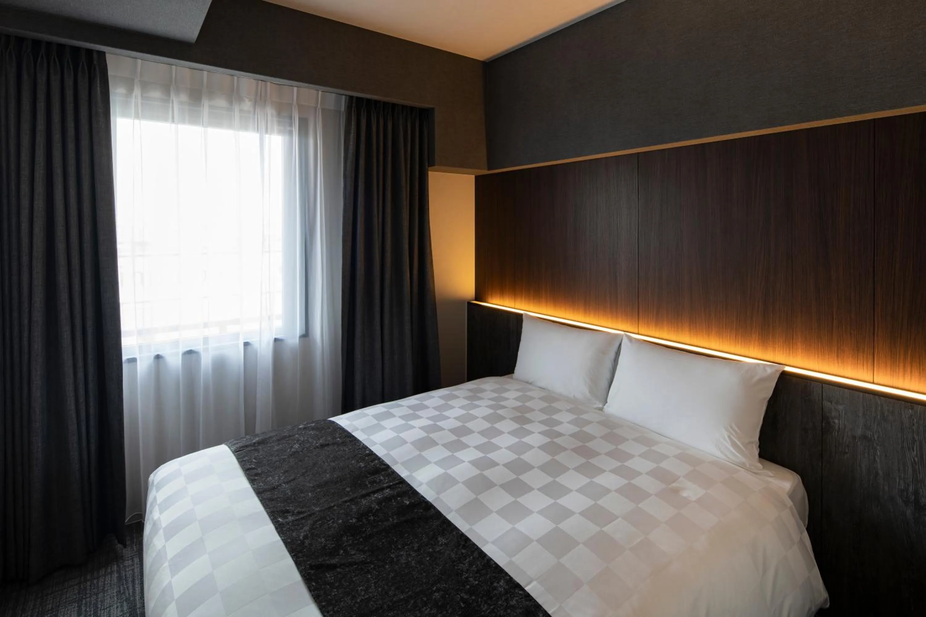 Bed in the b osaka-shinsekai