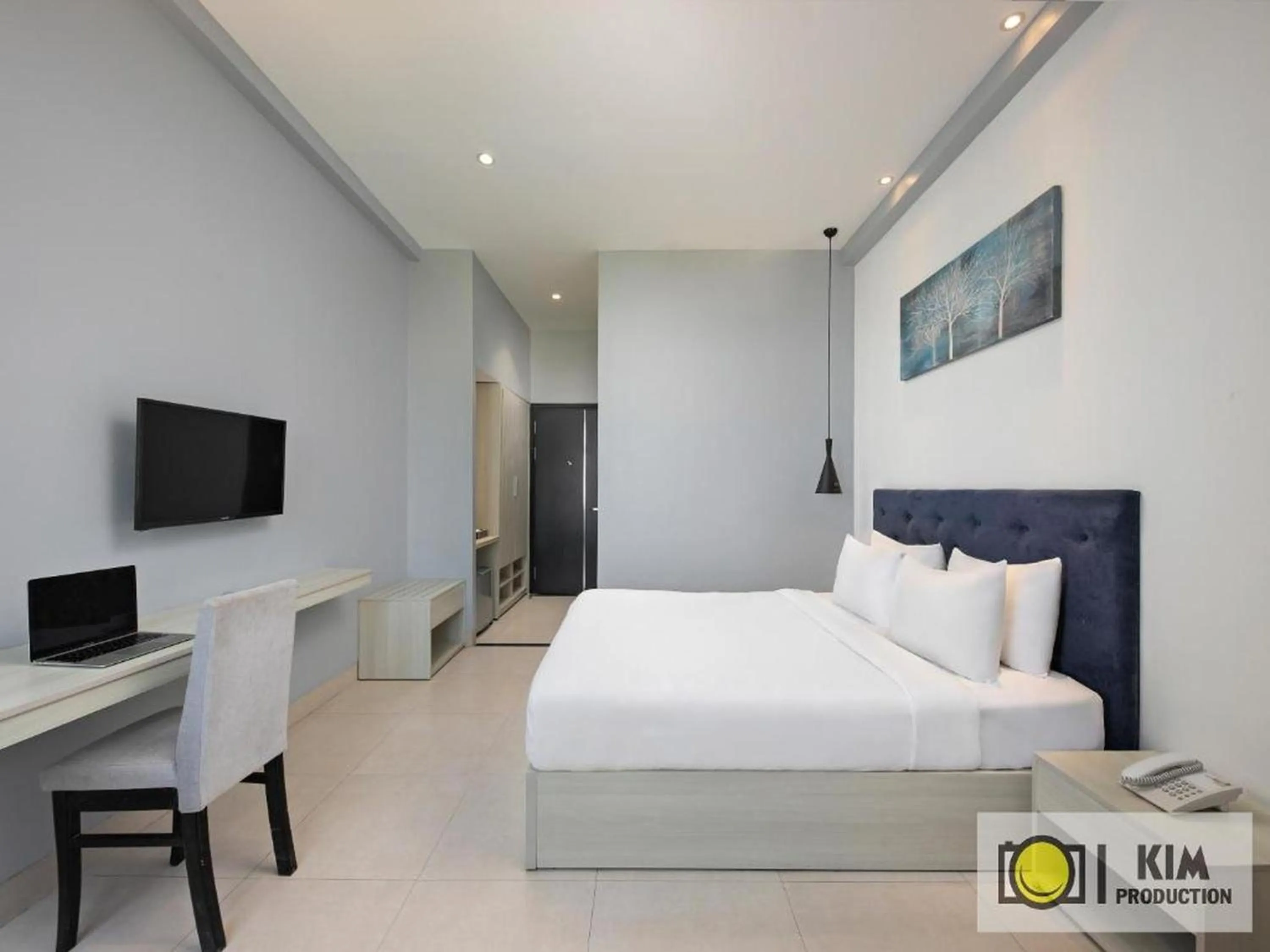 Bedroom, Bed in Capital O 1200 Salem Riverside Hotel