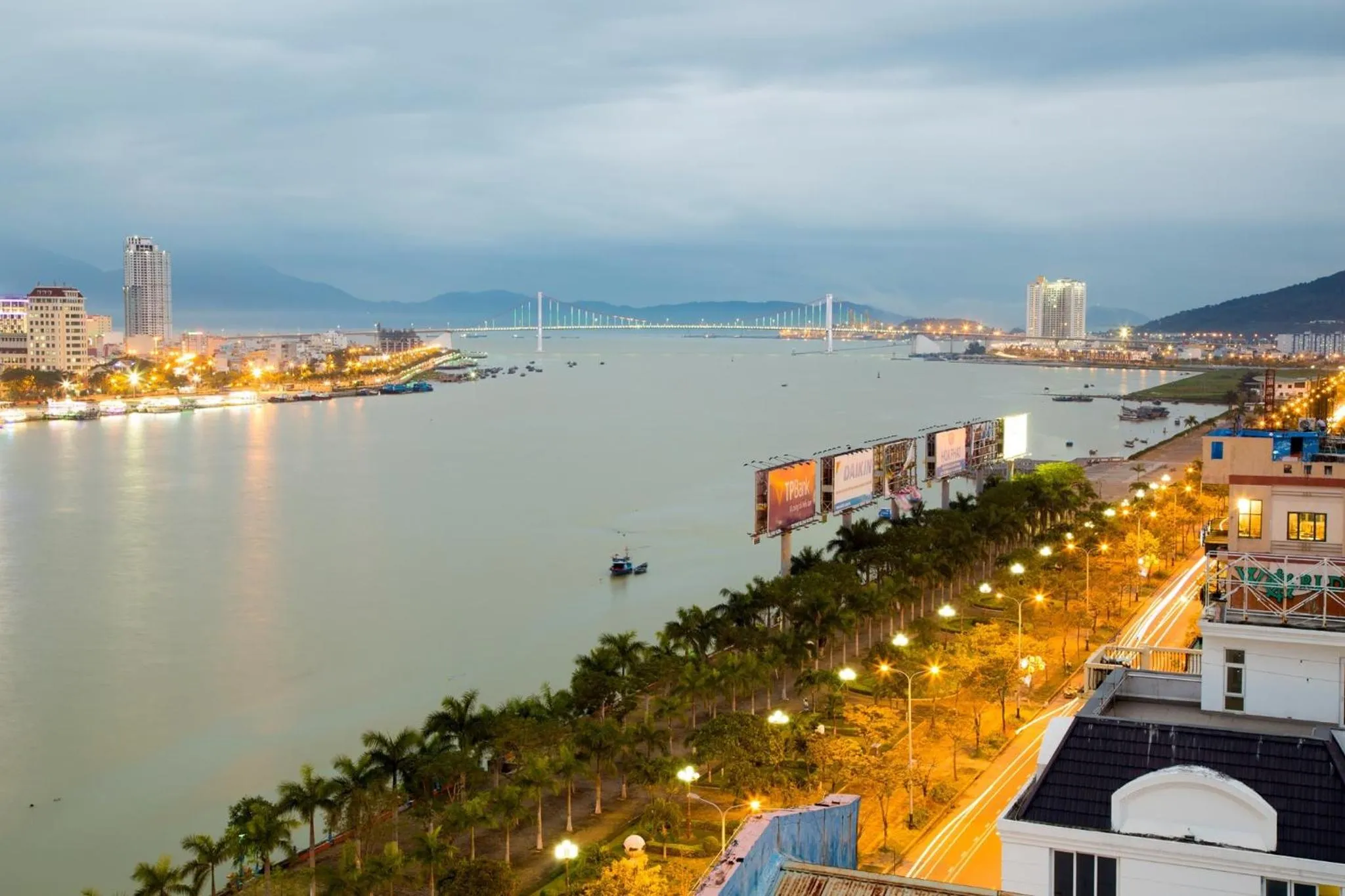 Other in Capital O 1200 Salem Riverside Hotel