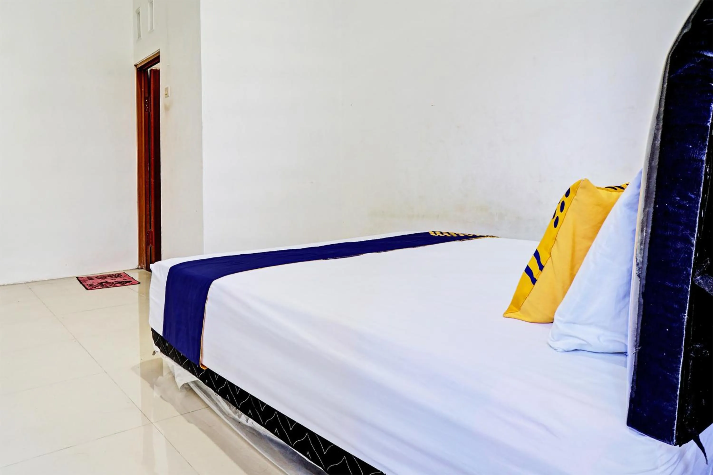 Bedroom, Bed in OYO Life 93075 Nova Jaya 2 Homestay Syariah