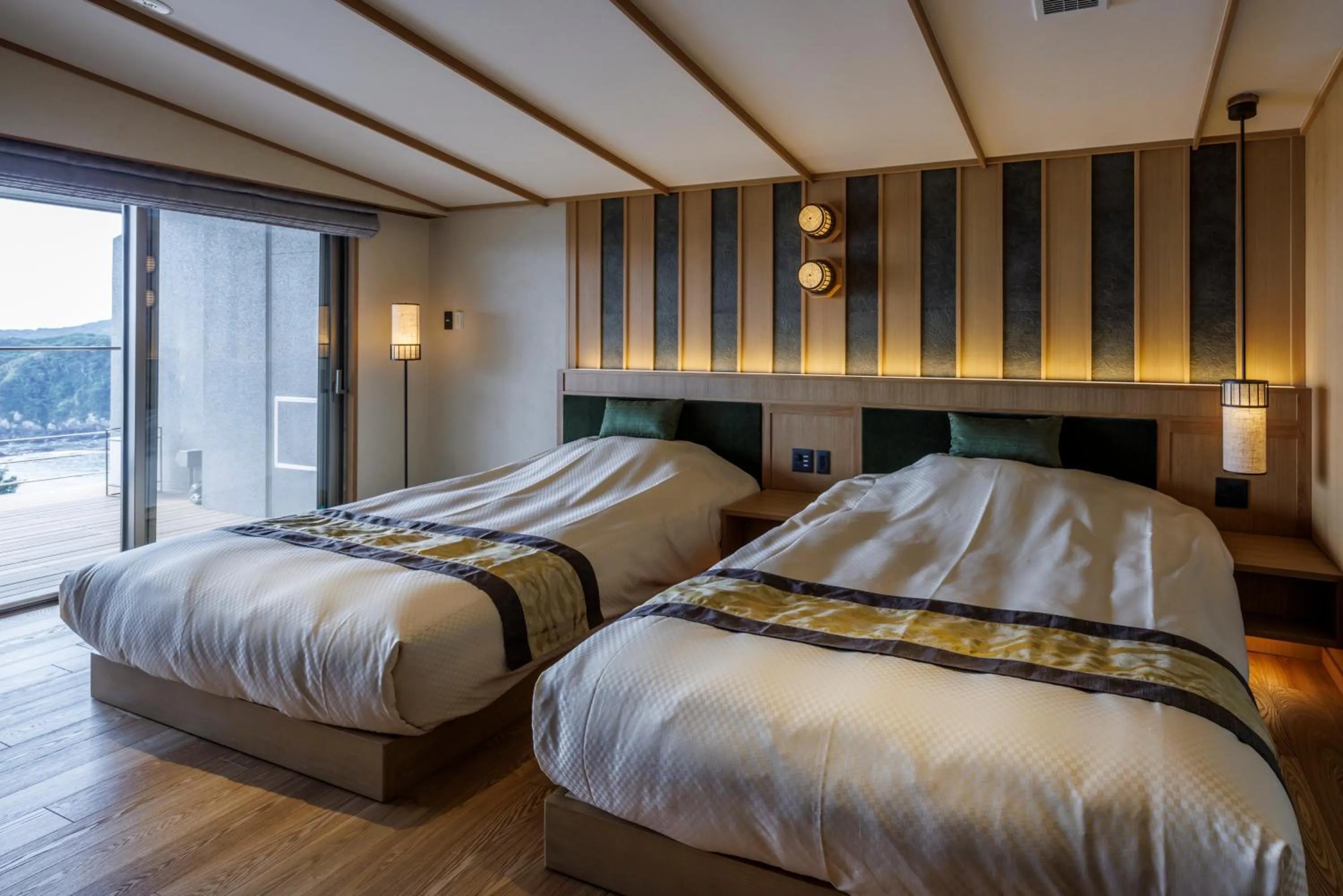 Bed in Oyado The Earth