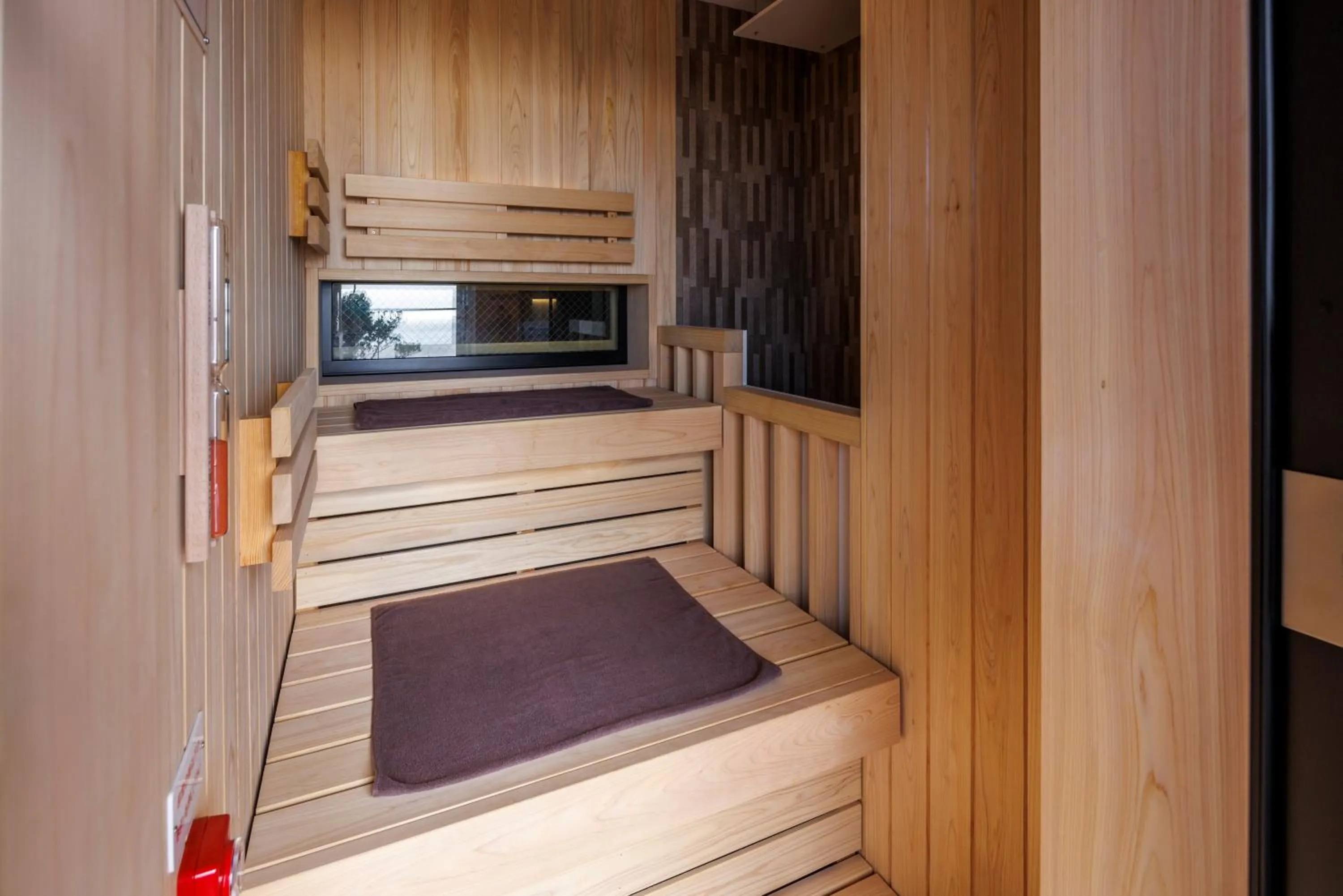 Bed in Oyado The Earth