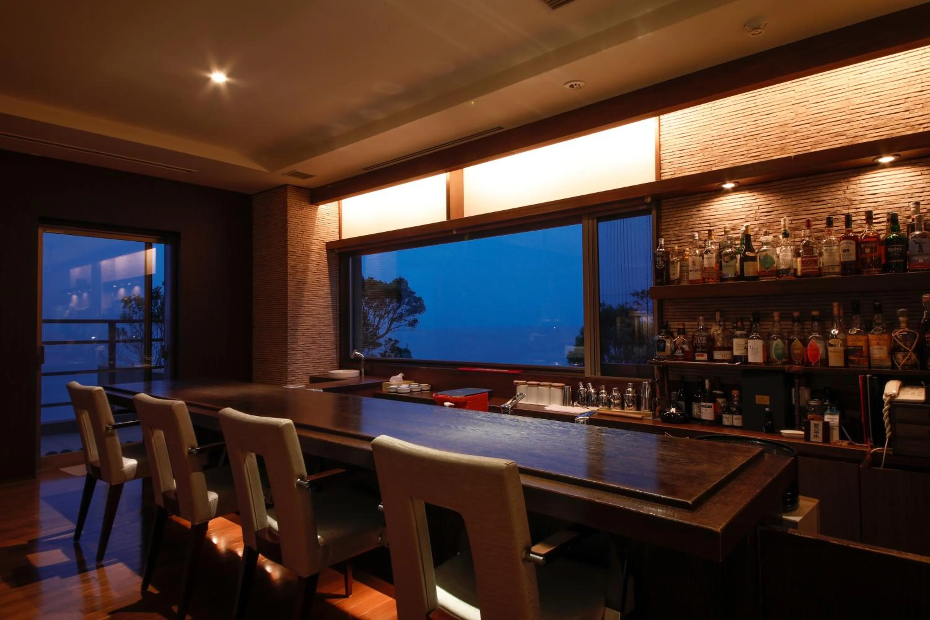 Lounge or bar in Oyado The Earth