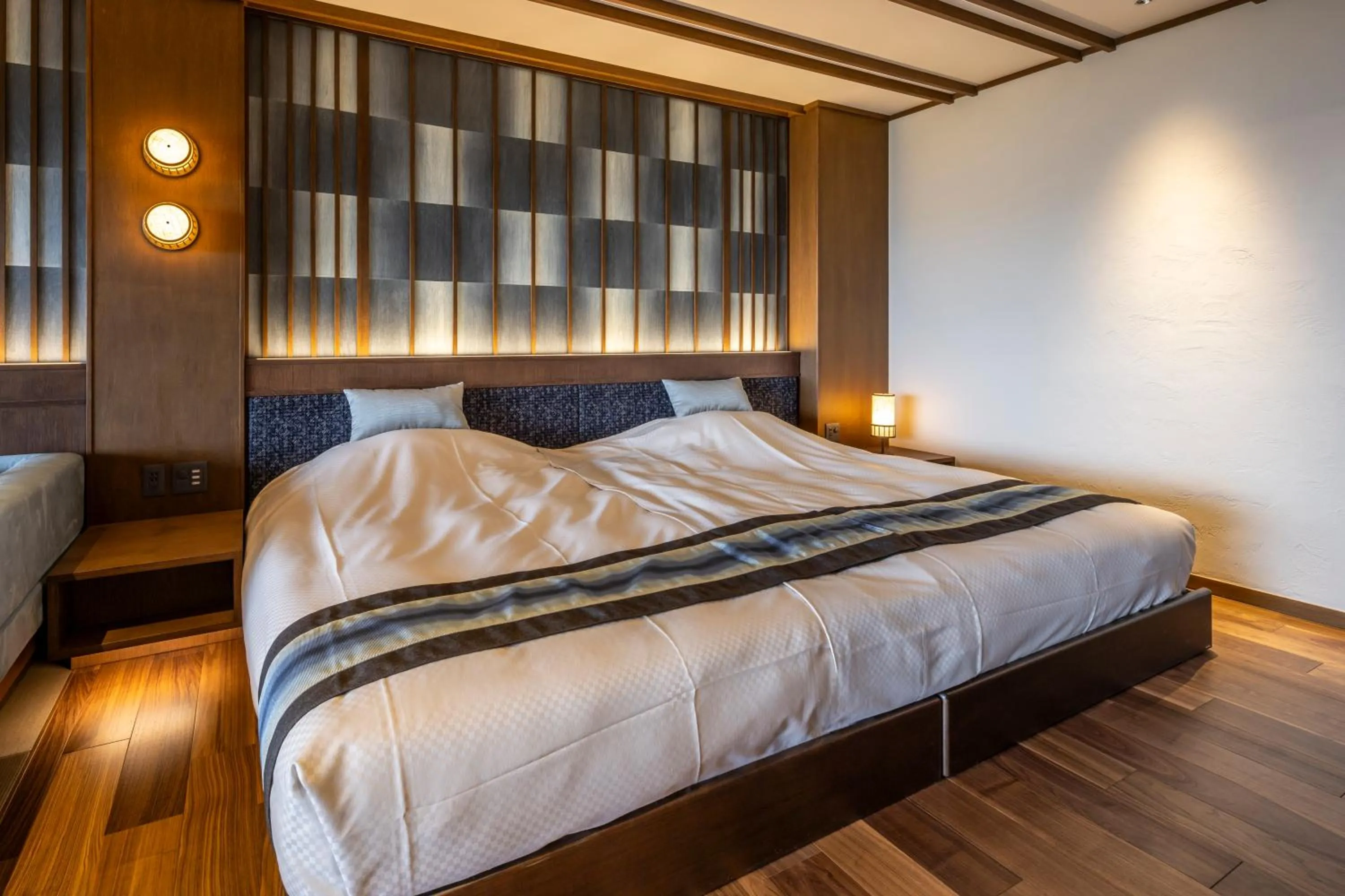 Bed in Oyado The Earth