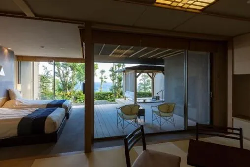 Bed in Oyado The Earth