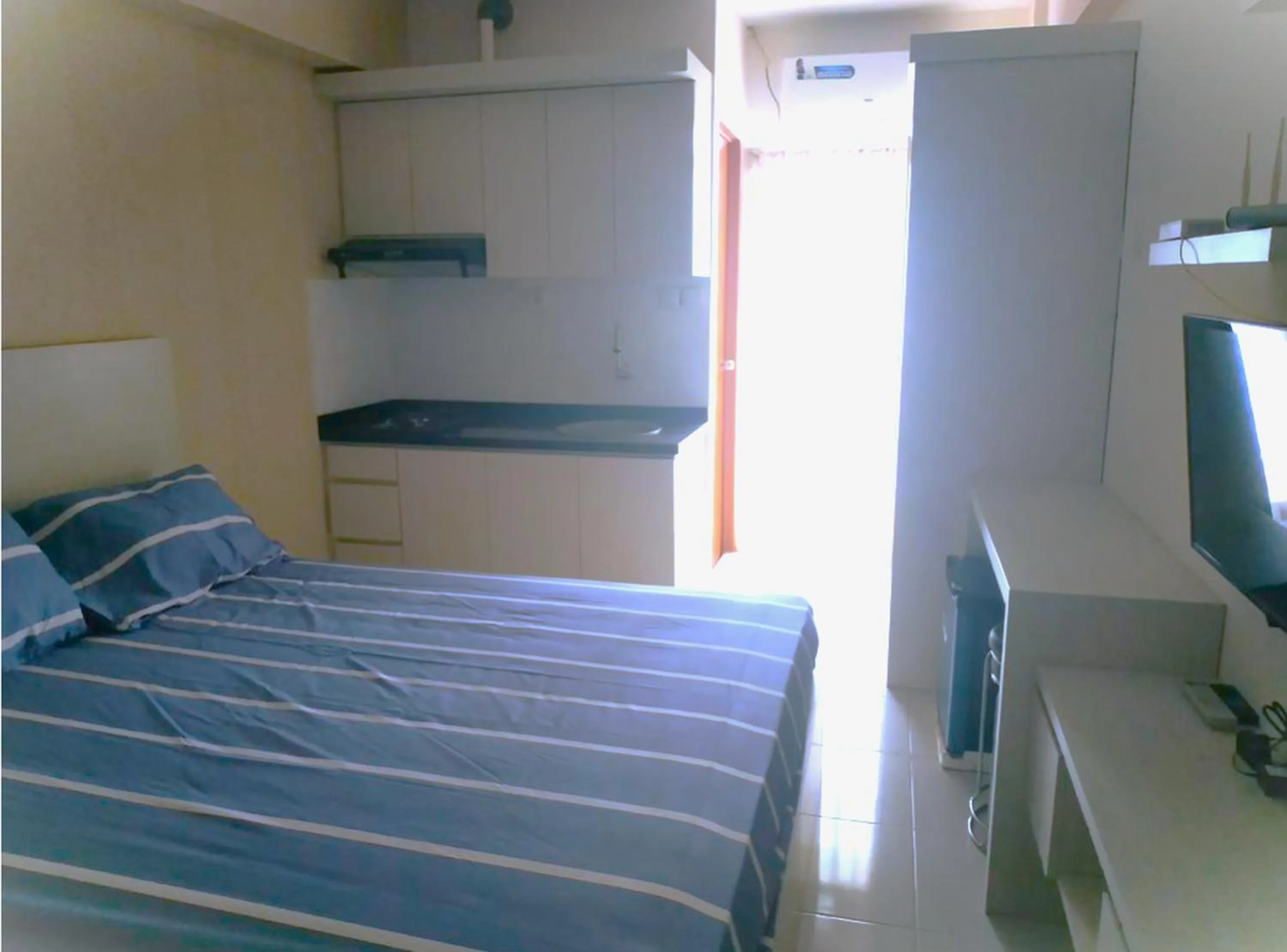 Photo of the whole room, Bed in OYO Life 92745 The Margo Monthly Stay