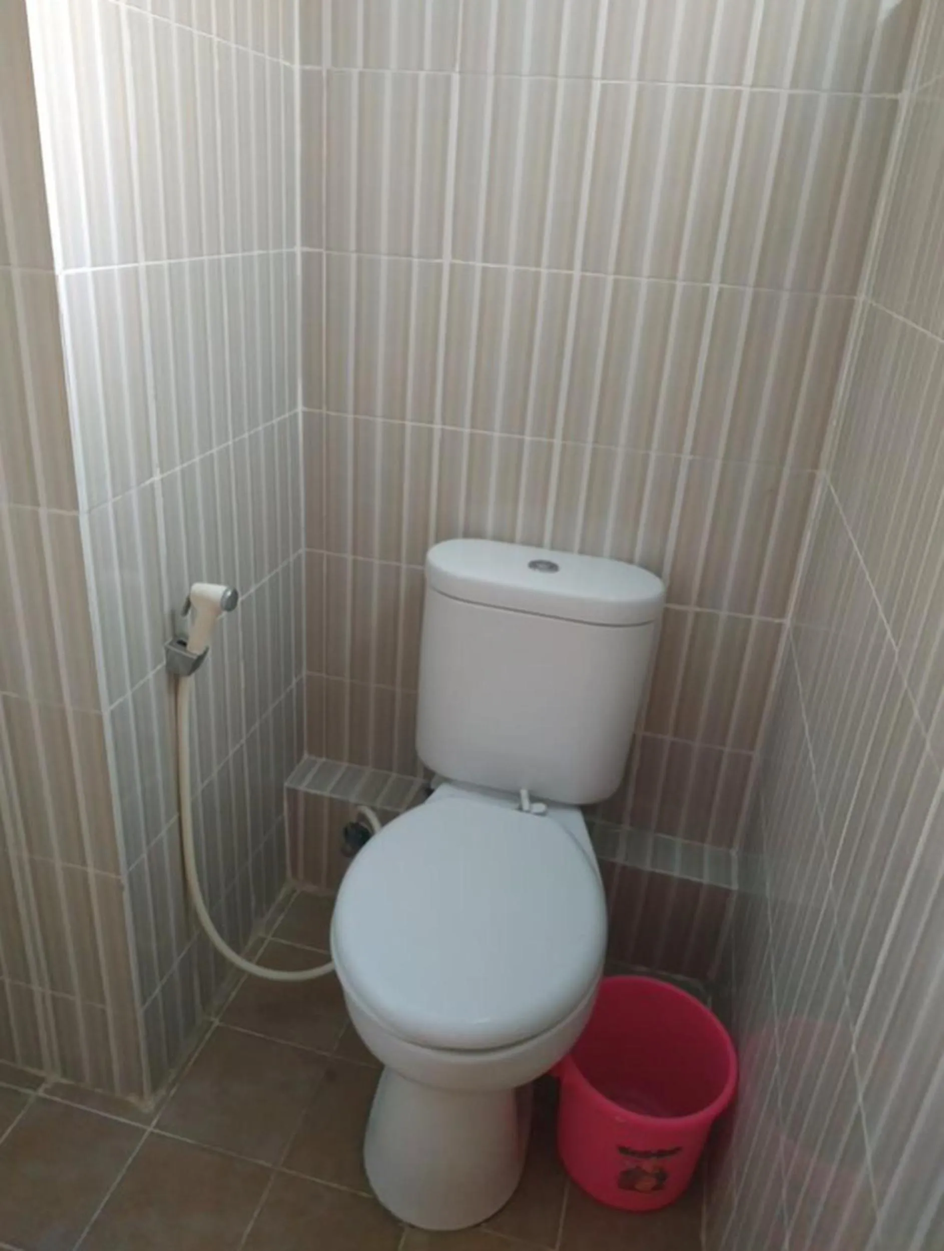 Bathroom in OYO Life 92745 The Margo Monthly Stay