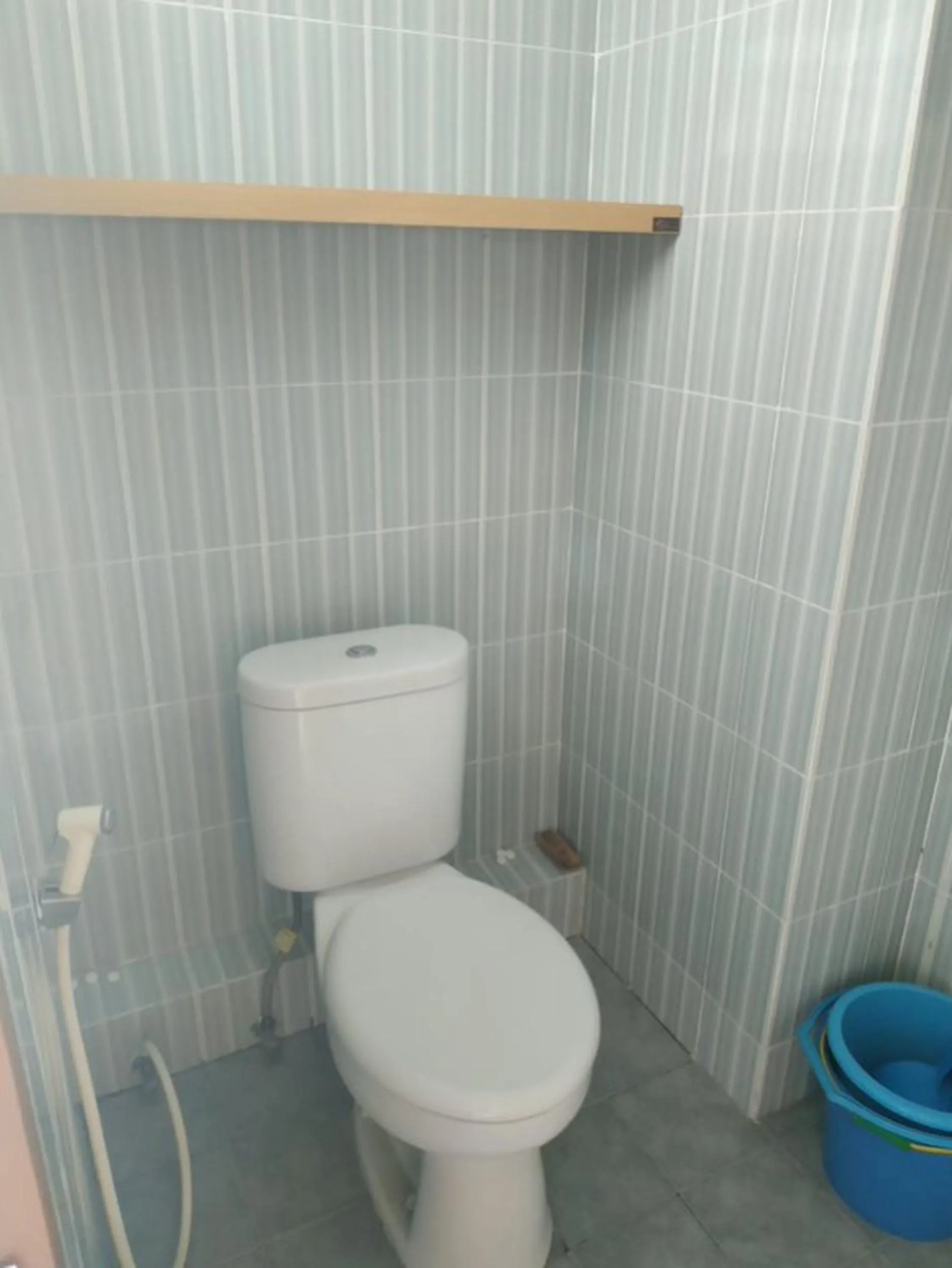 Bathroom in OYO Life 92745 The Margo Monthly Stay