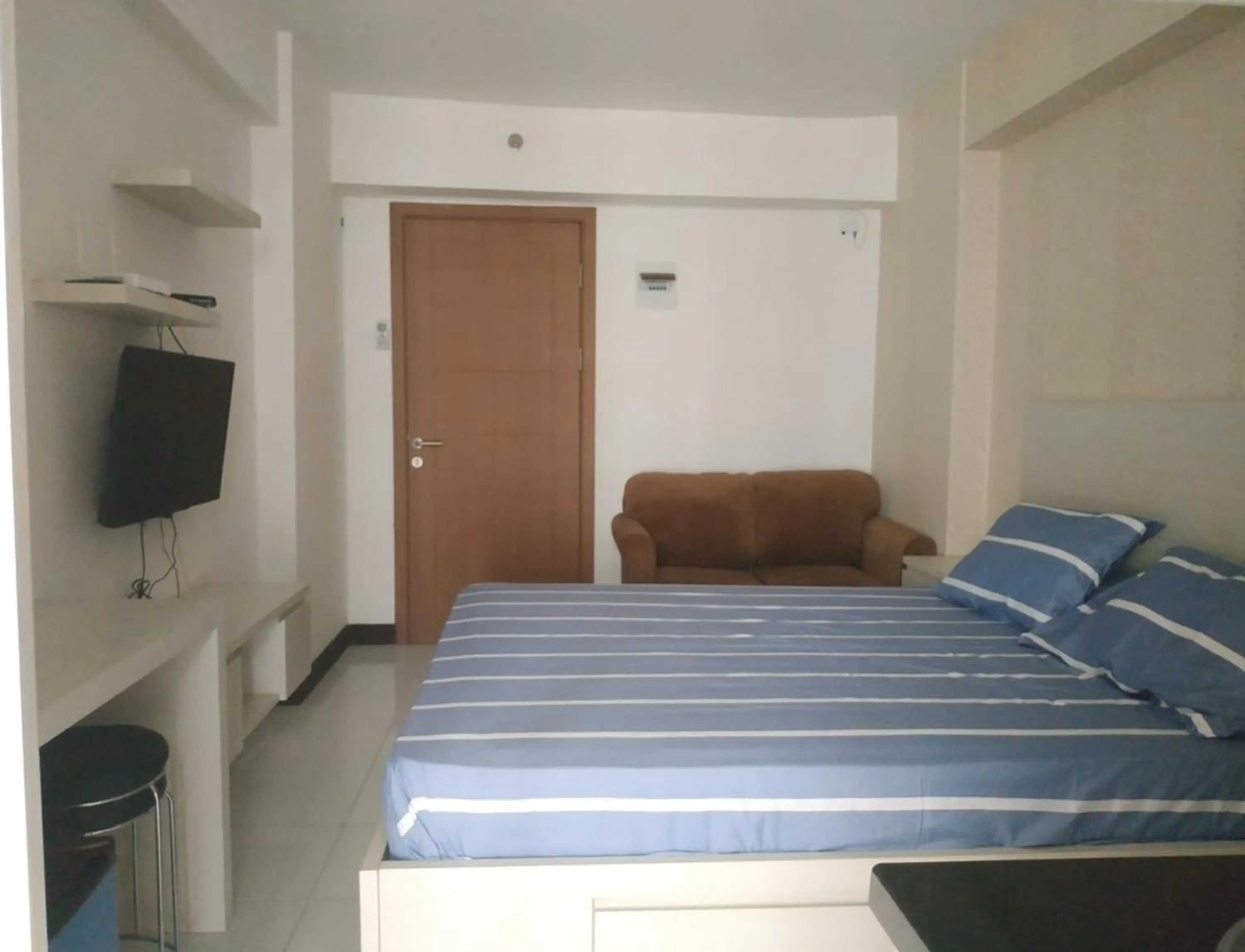 Photo of the whole room, Bed in OYO Life 92745 The Margo Monthly Stay