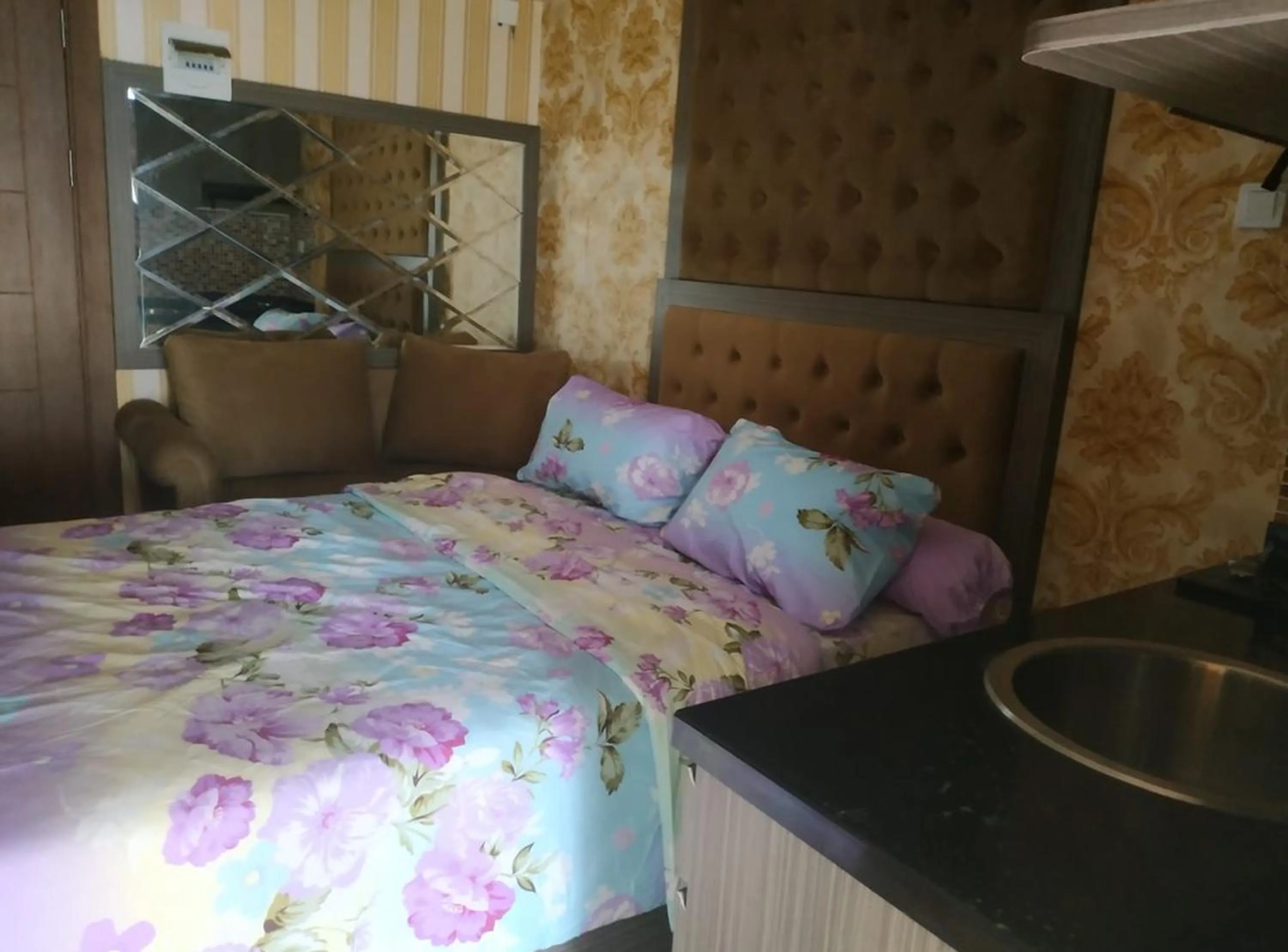 Photo of the whole room, Bed in OYO Life 92745 The Margo Monthly Stay