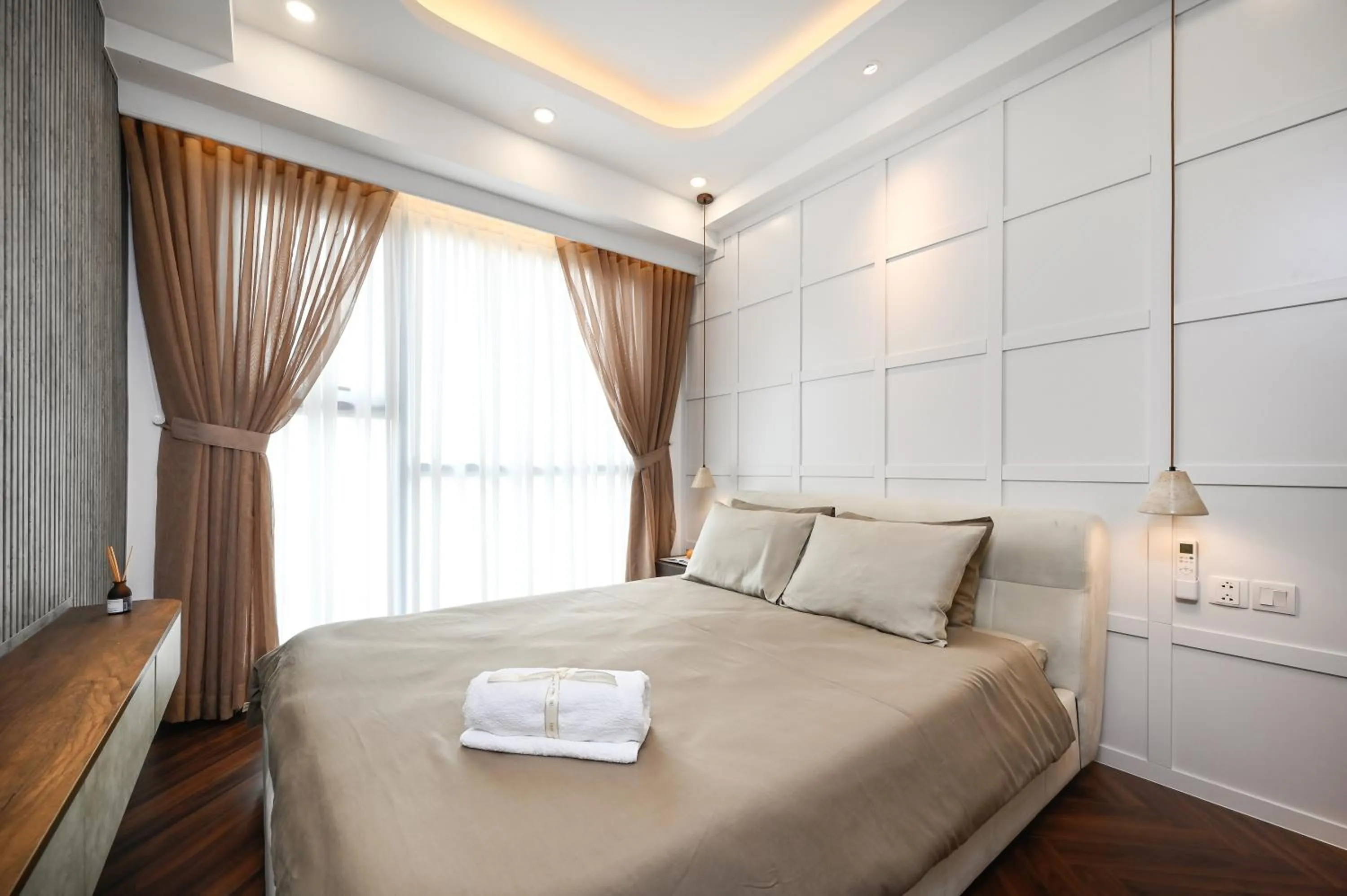 Bed in Royal State - The Ascentia Phu My Hung