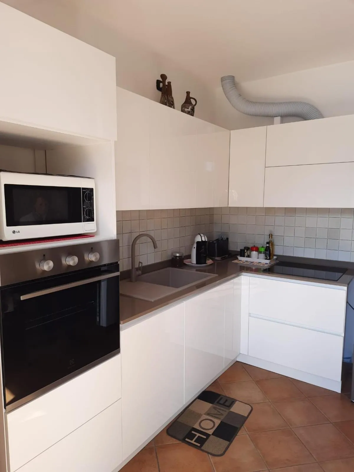 Kitchen or kitchenette in My Bellagio Home
