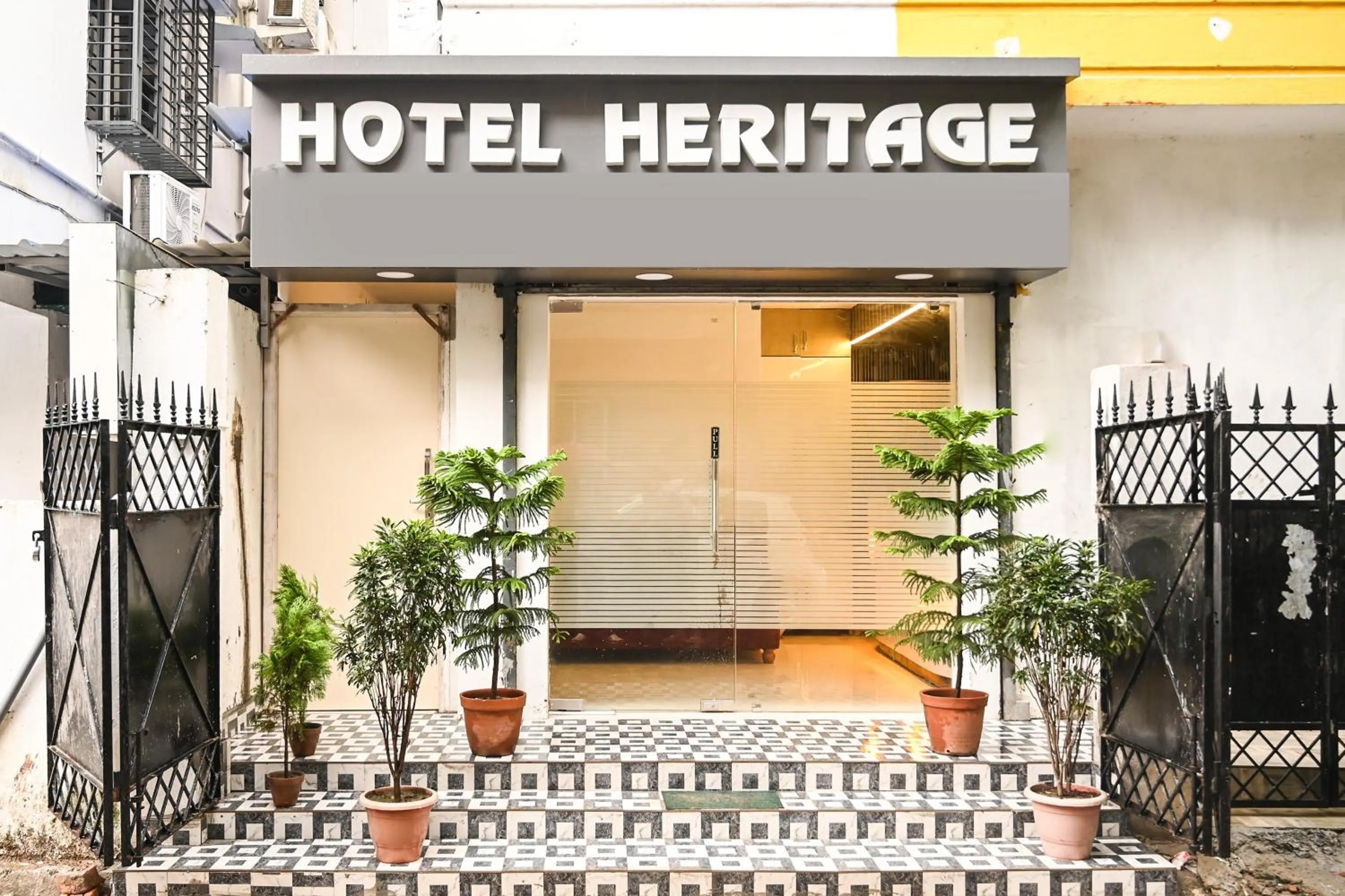 Facade/entrance in Super Collection O Heritage Near Acropolis Mall