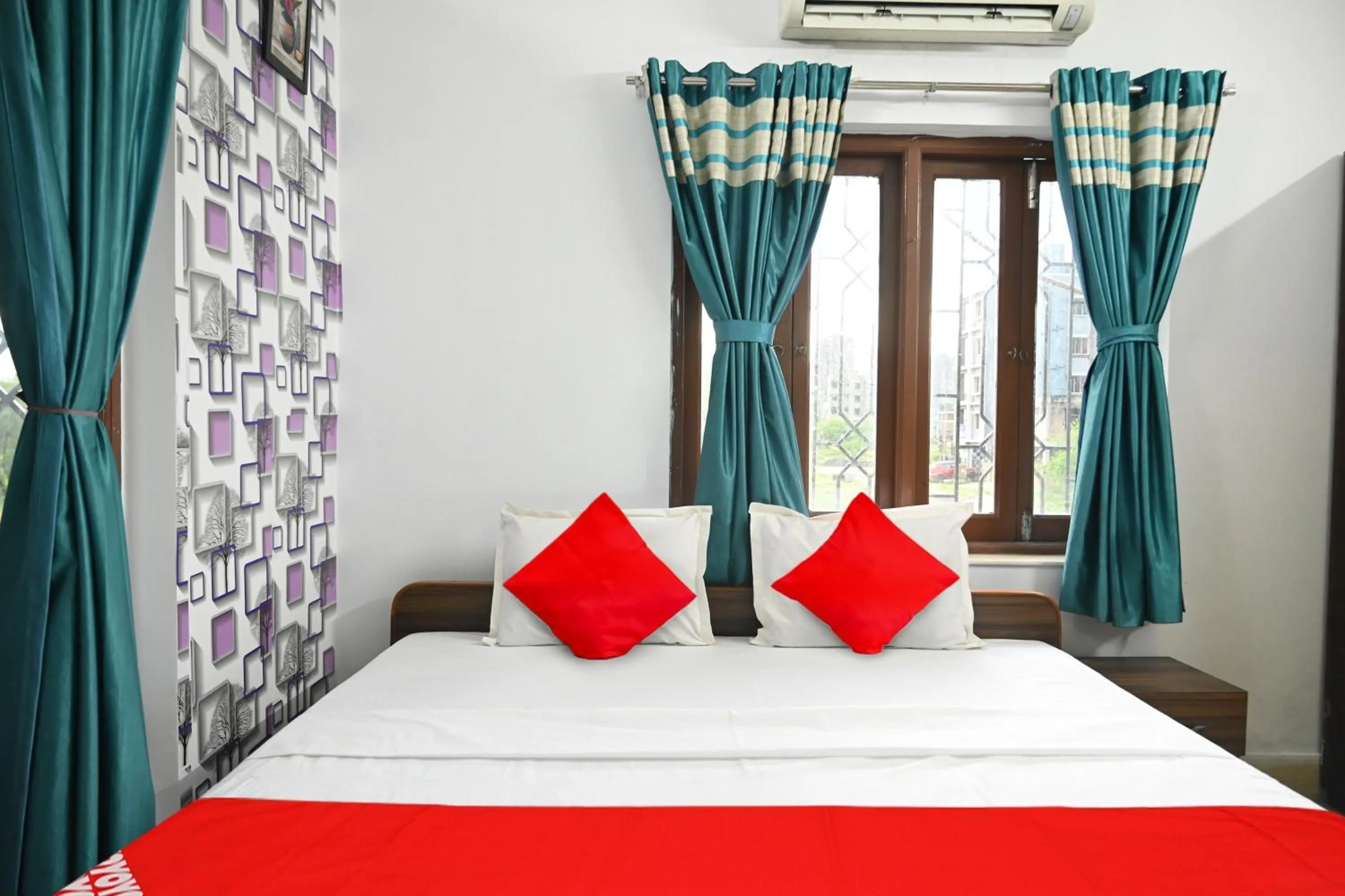 Bedroom in Hotel O by OYO Shraddha Residency 2
