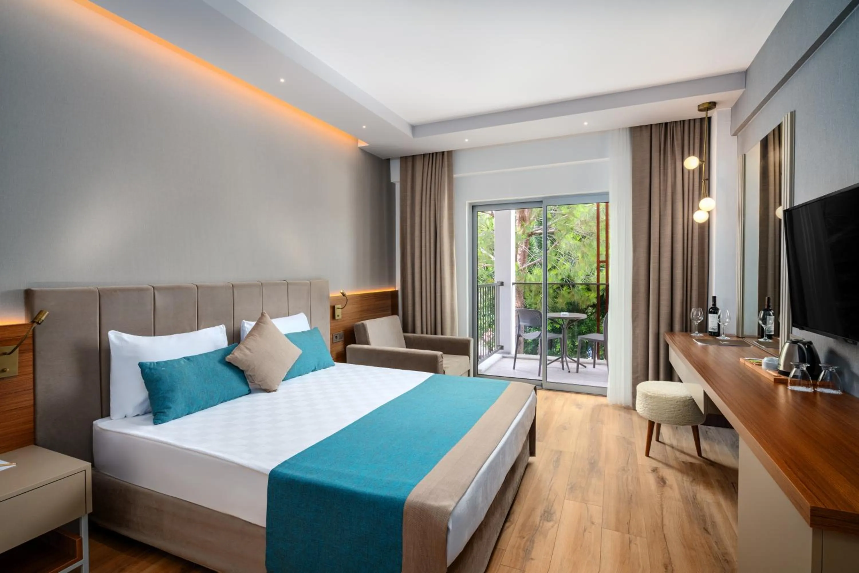 Bed in Side Story Resort & Spa