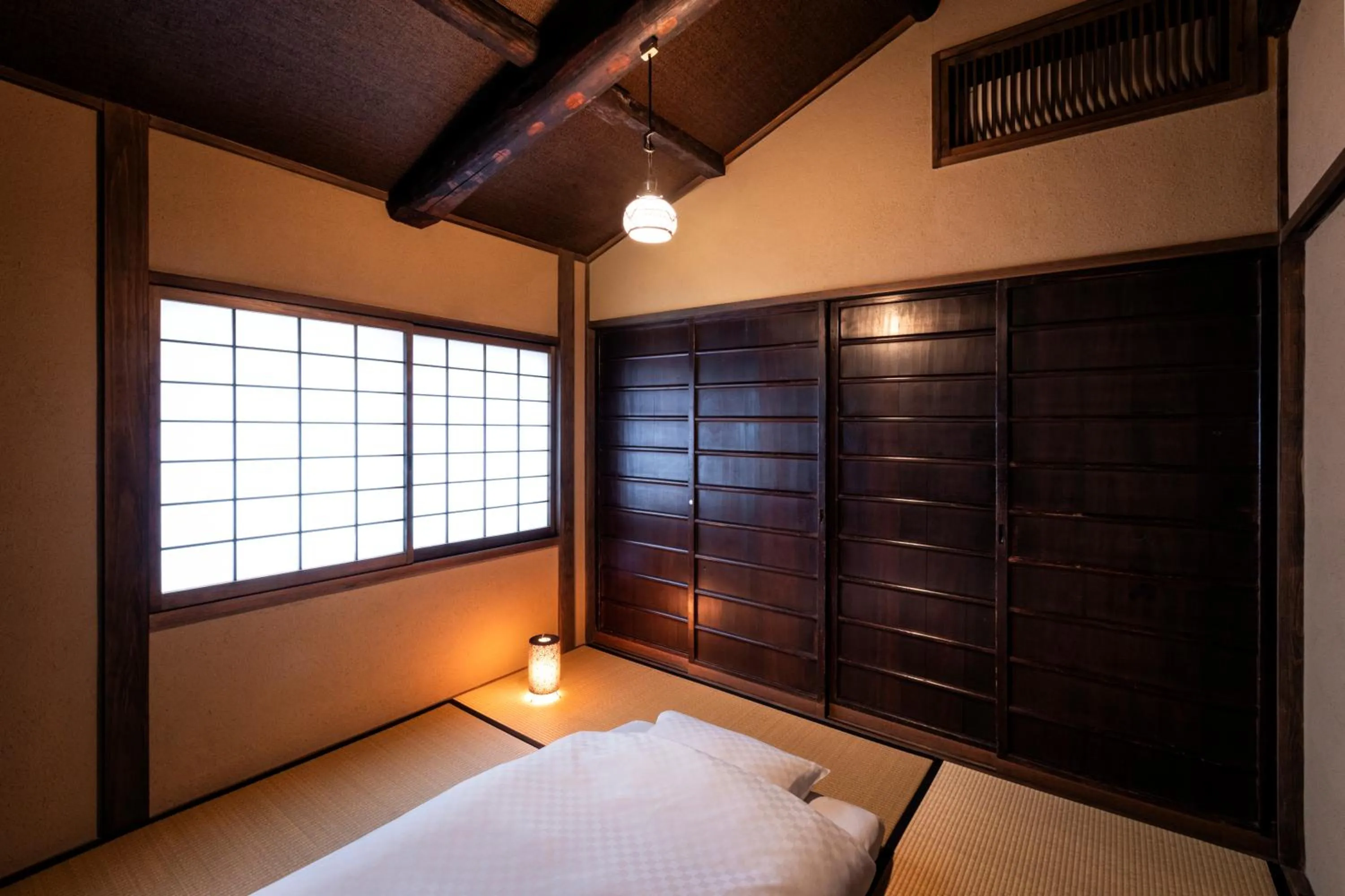 Photo of the whole room, Bed in Rinn Shijo Machiya