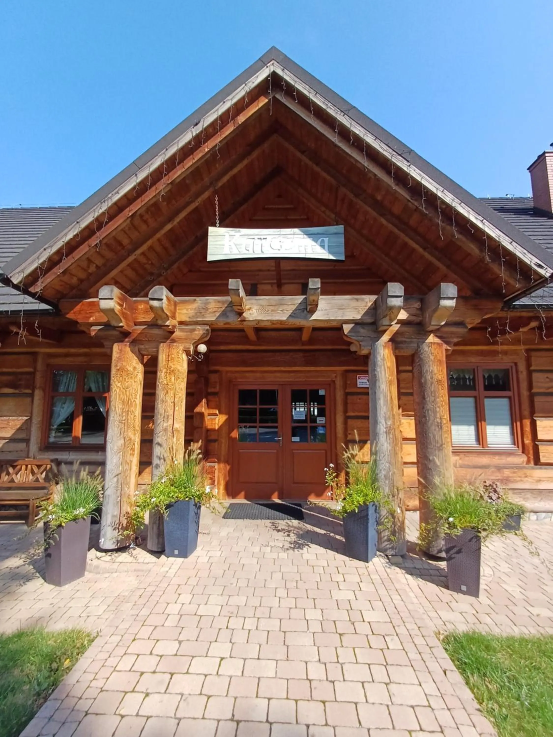 Property building in Hotel i Restauracja Borowianka