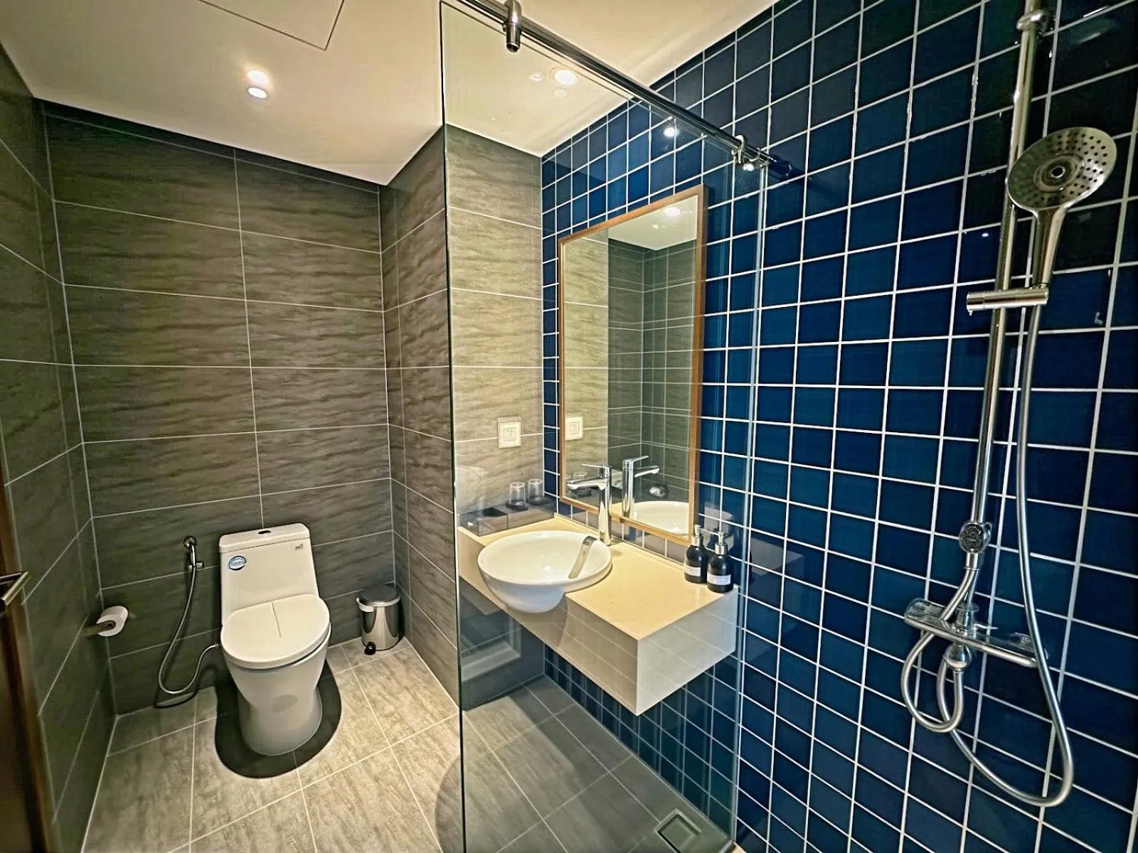 Bathroom in Apec Luxe Escape Sunset Resort