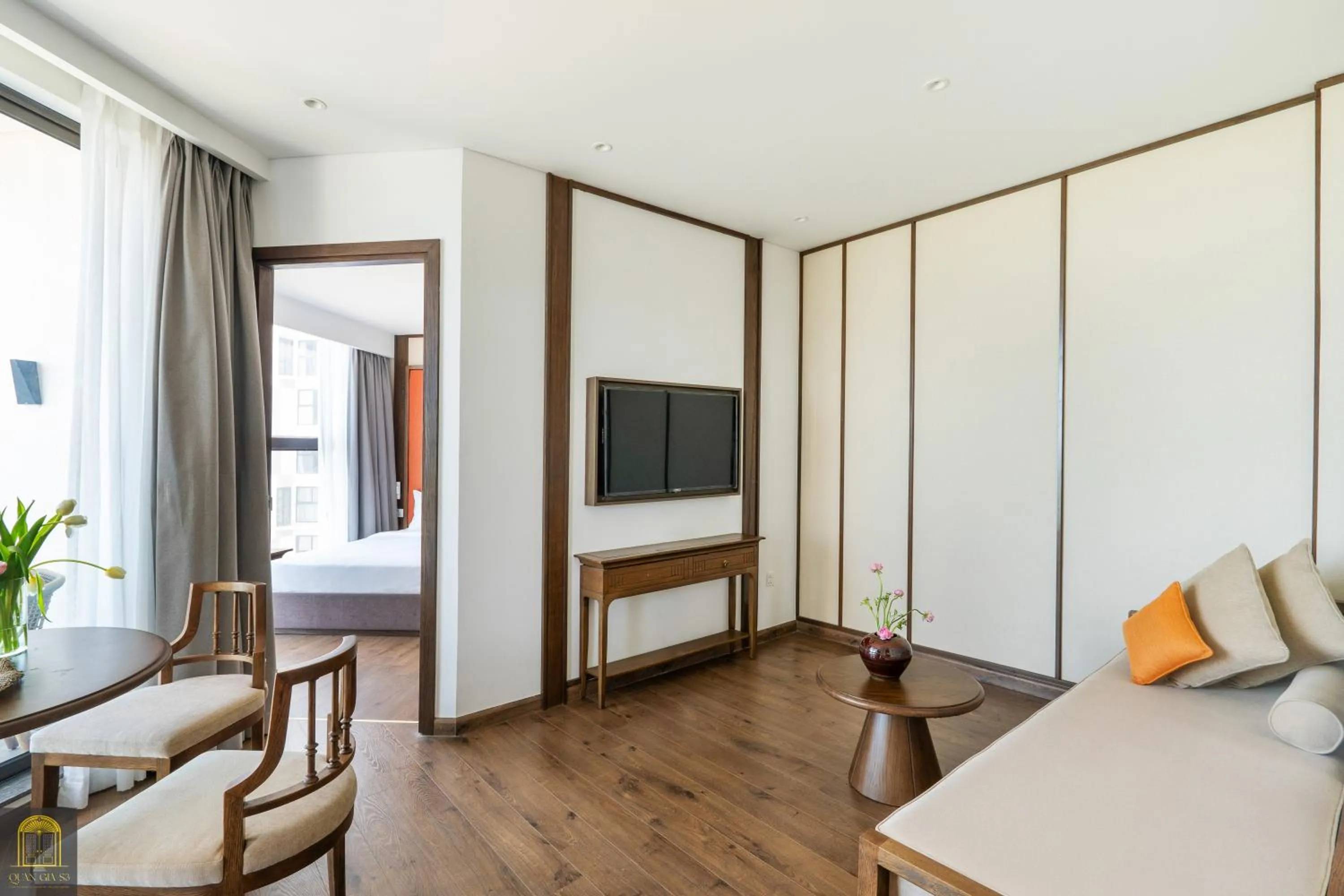 Communal lounge/ TV room in Apec Luxe Escape Sunset Resort