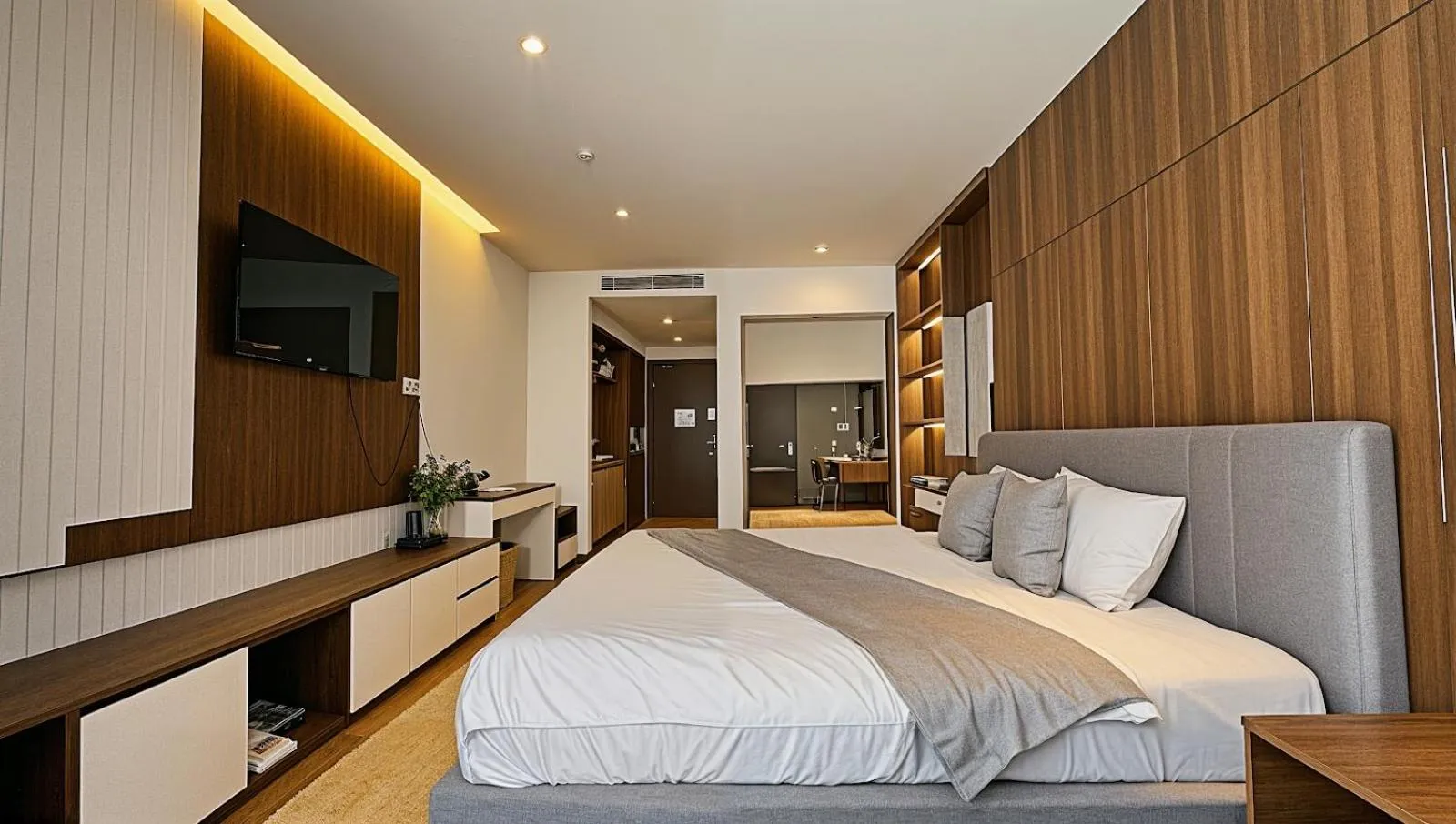 TV and multimedia, Bed in Apec Luxe Escape Sunset Resort