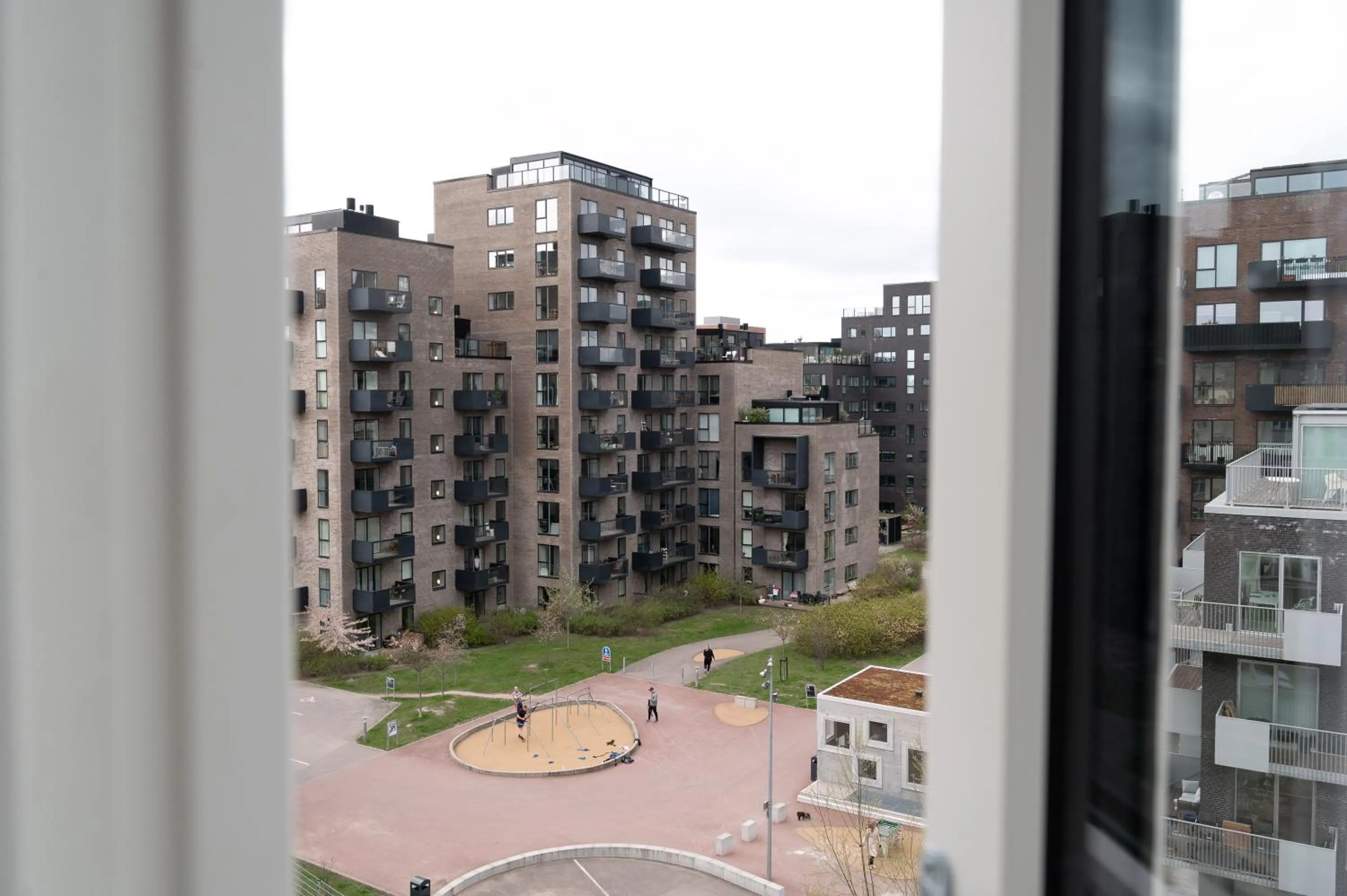 Street view in Beach Trail apartments by Daniel&Jacob's