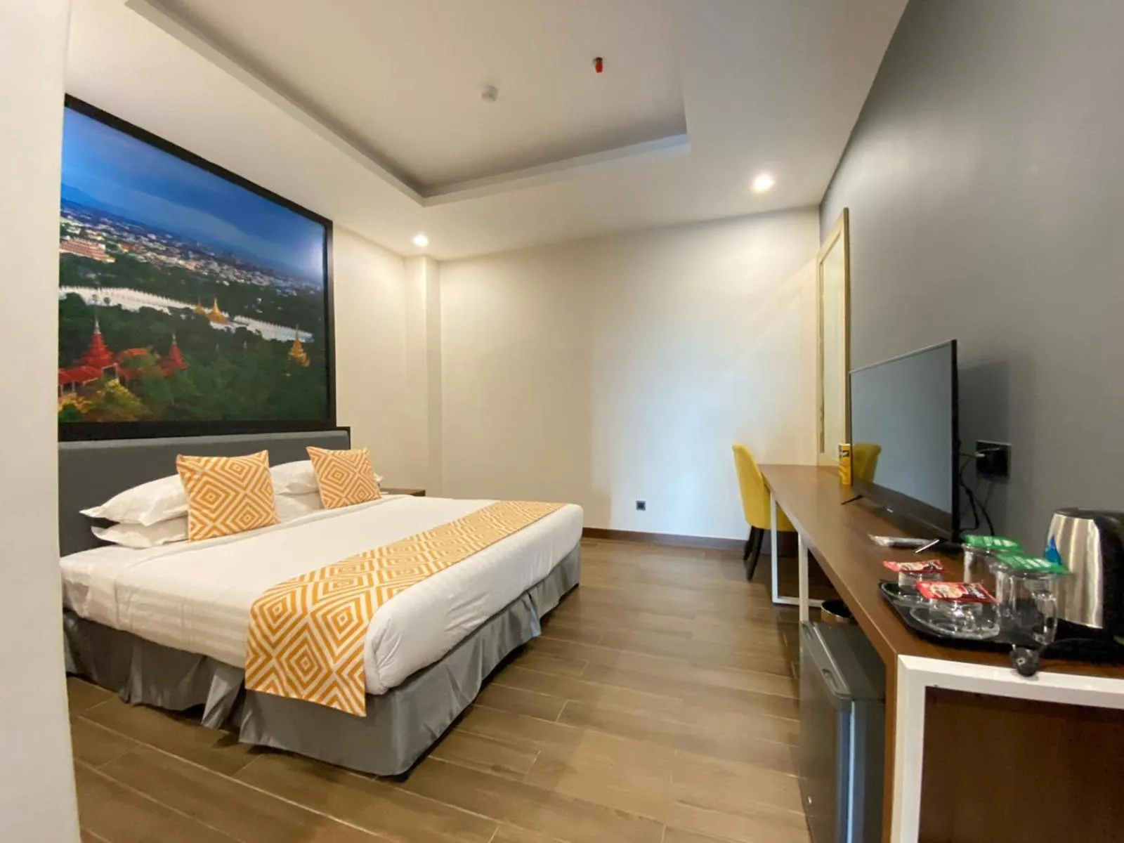 Bed in Holiday Pier Hotel